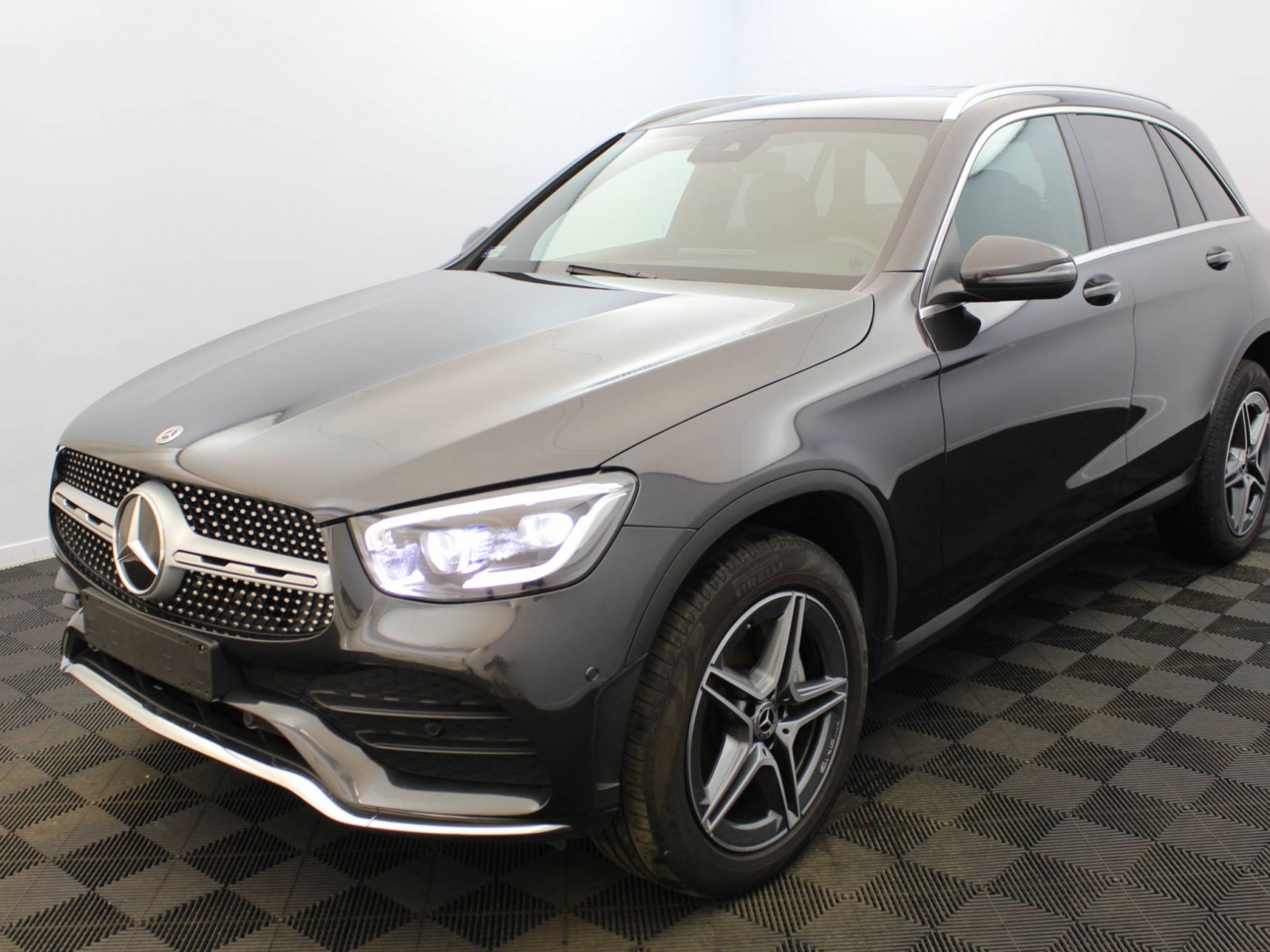 MERCEDES - GLC - #185537 - 15