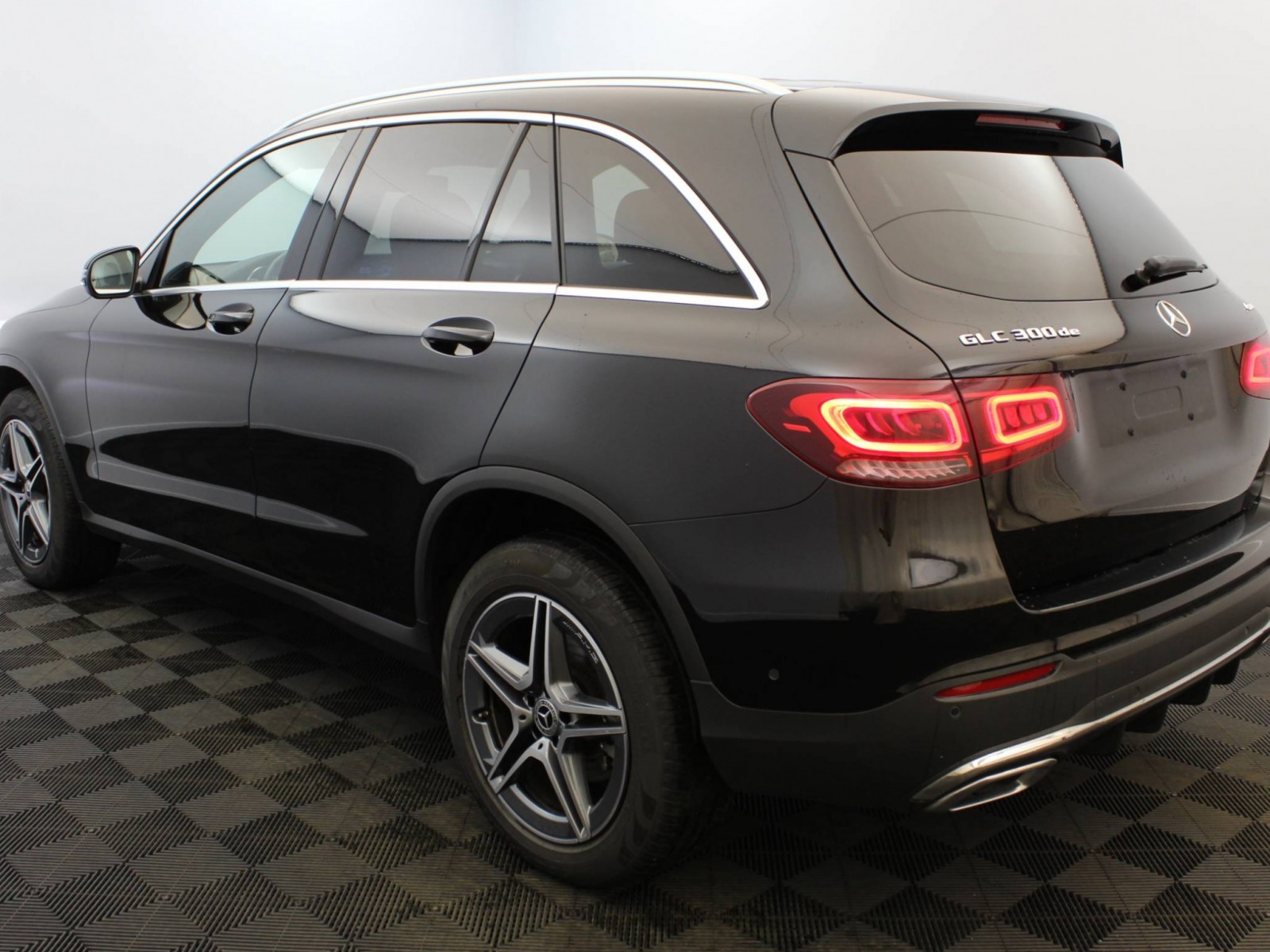 MERCEDES - GLC - #185537 - 17