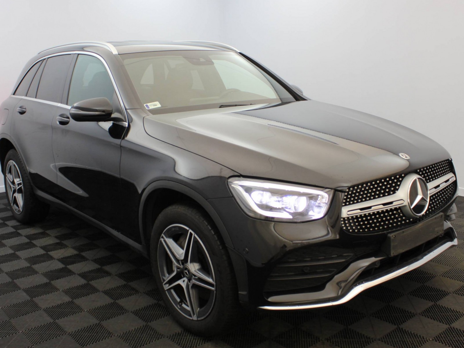 MERCEDES - GLC - #185535 - 16
