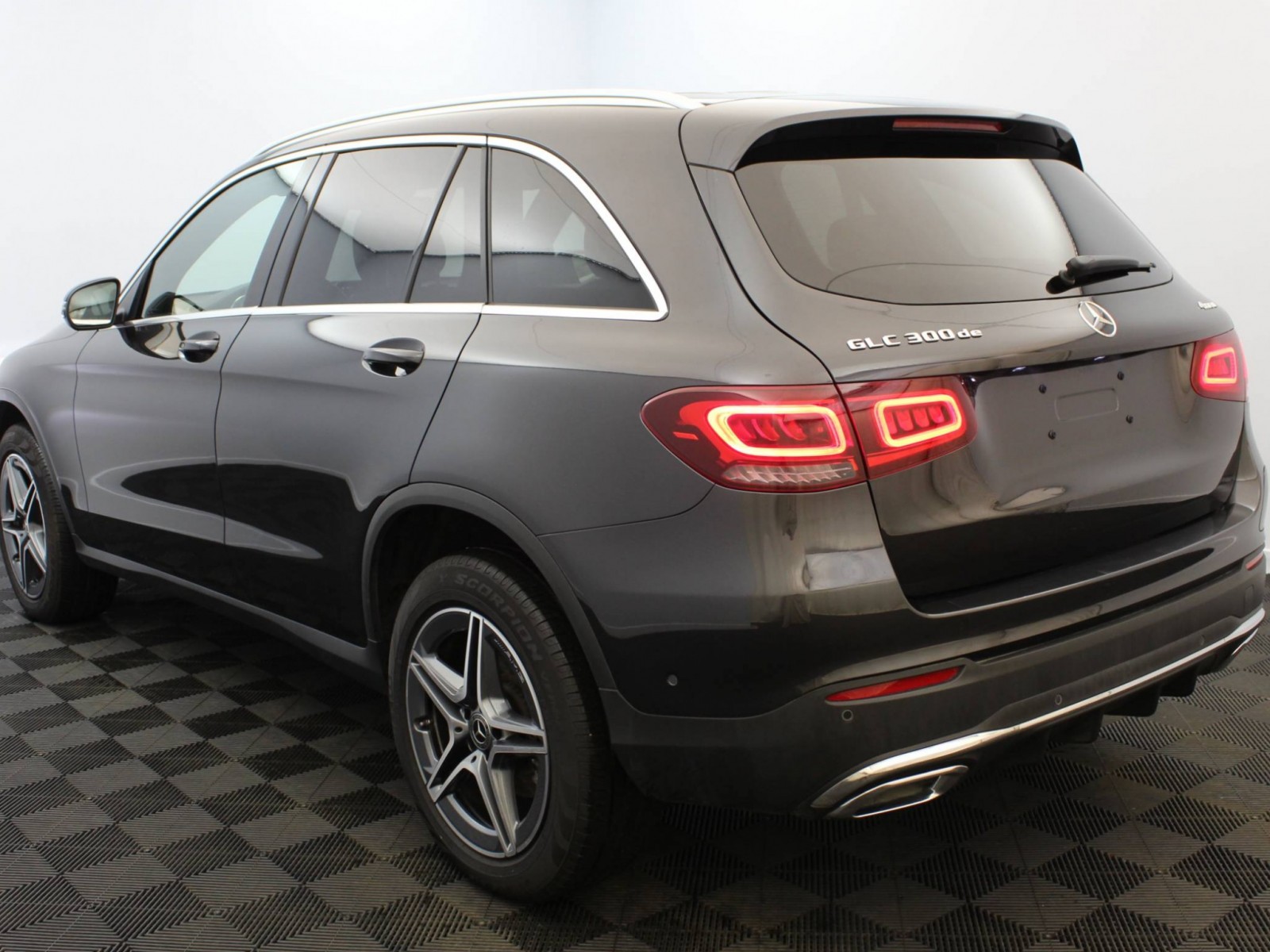MERCEDES - GLC - #184886 - 17