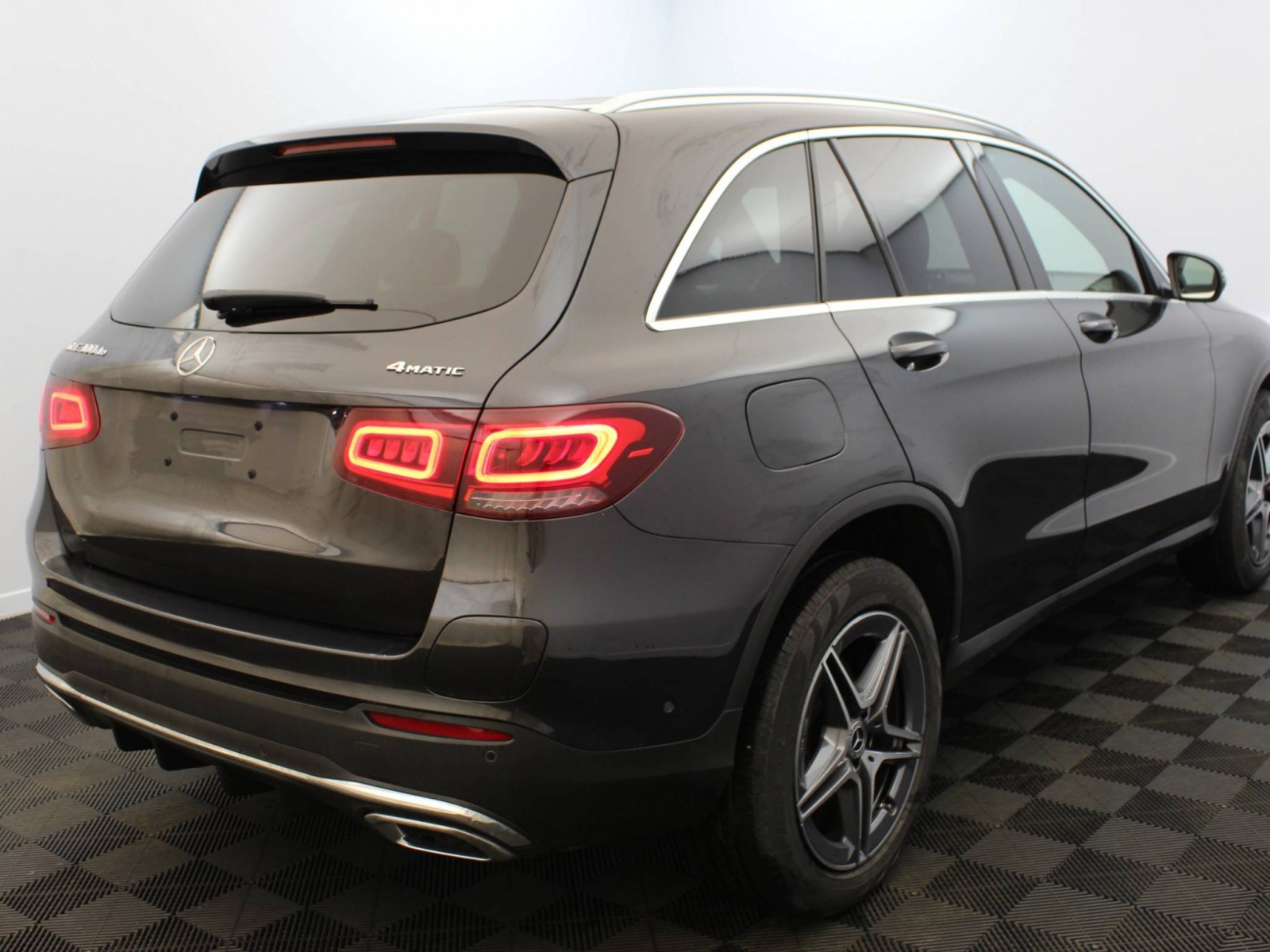 MERCEDES - GLC - #184885 - 18