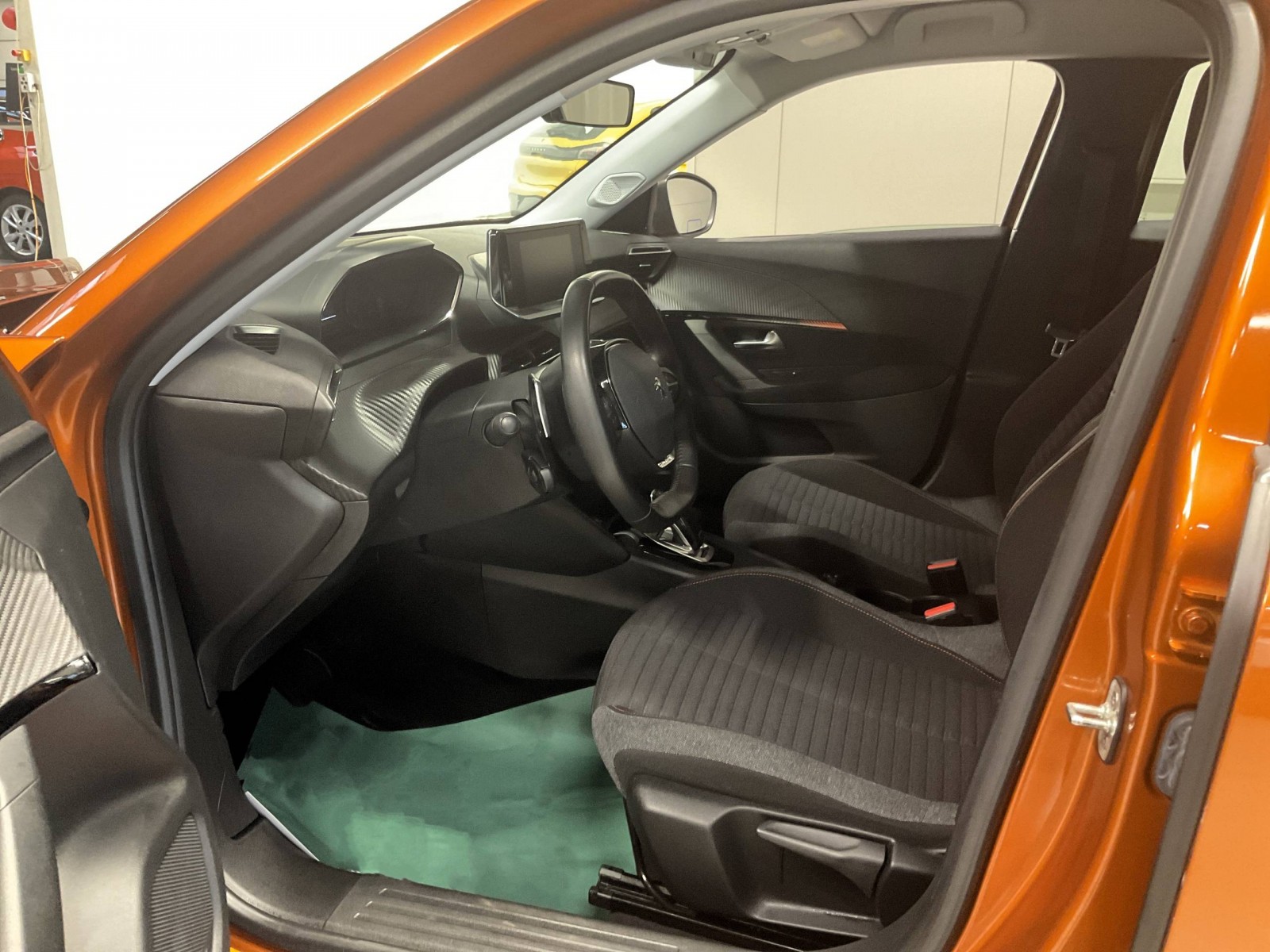 PEUGEOT - 2008 - #186533 - 6