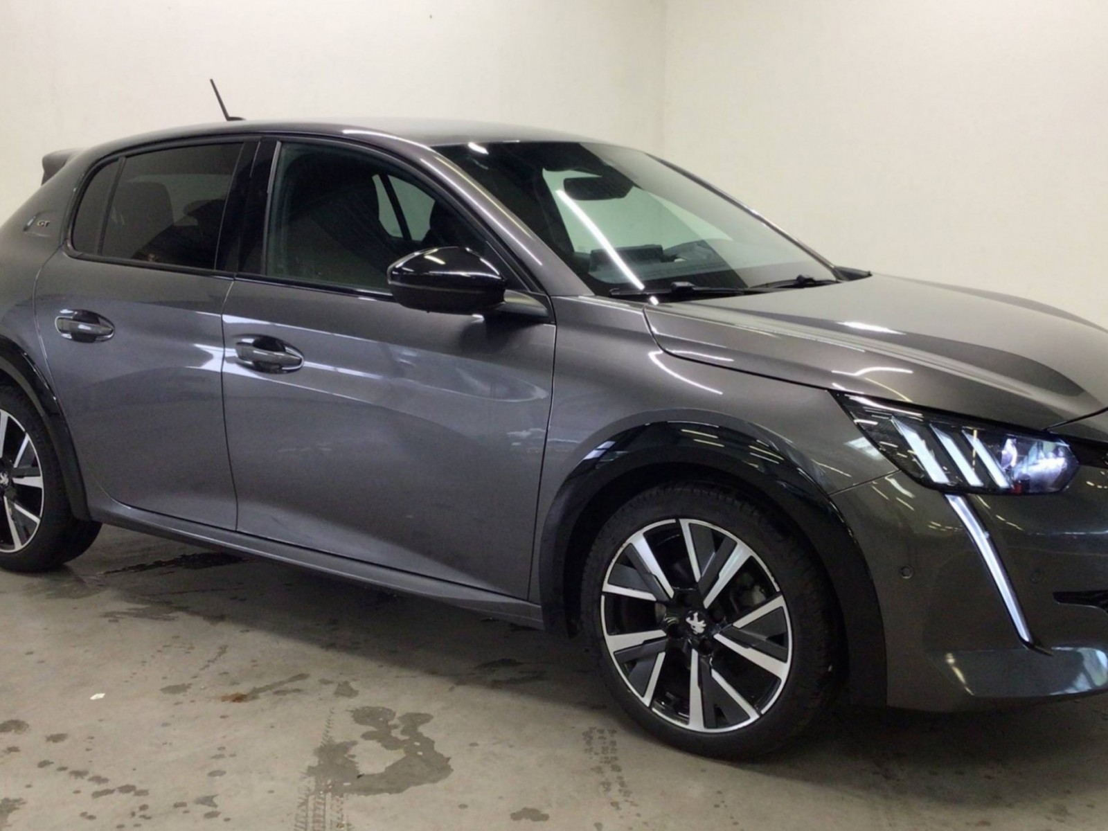 PEUGEOT - 208 - #185658 - 15