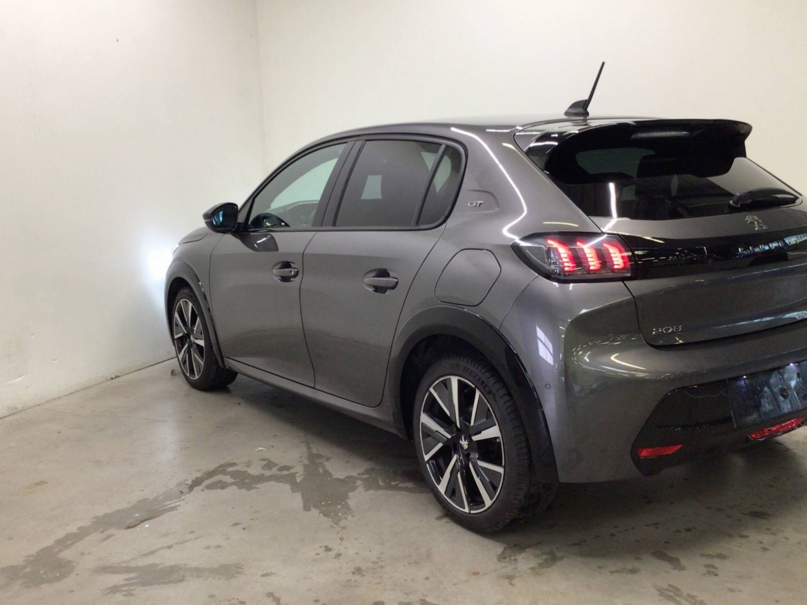 PEUGEOT - 208 - #185677 - 2