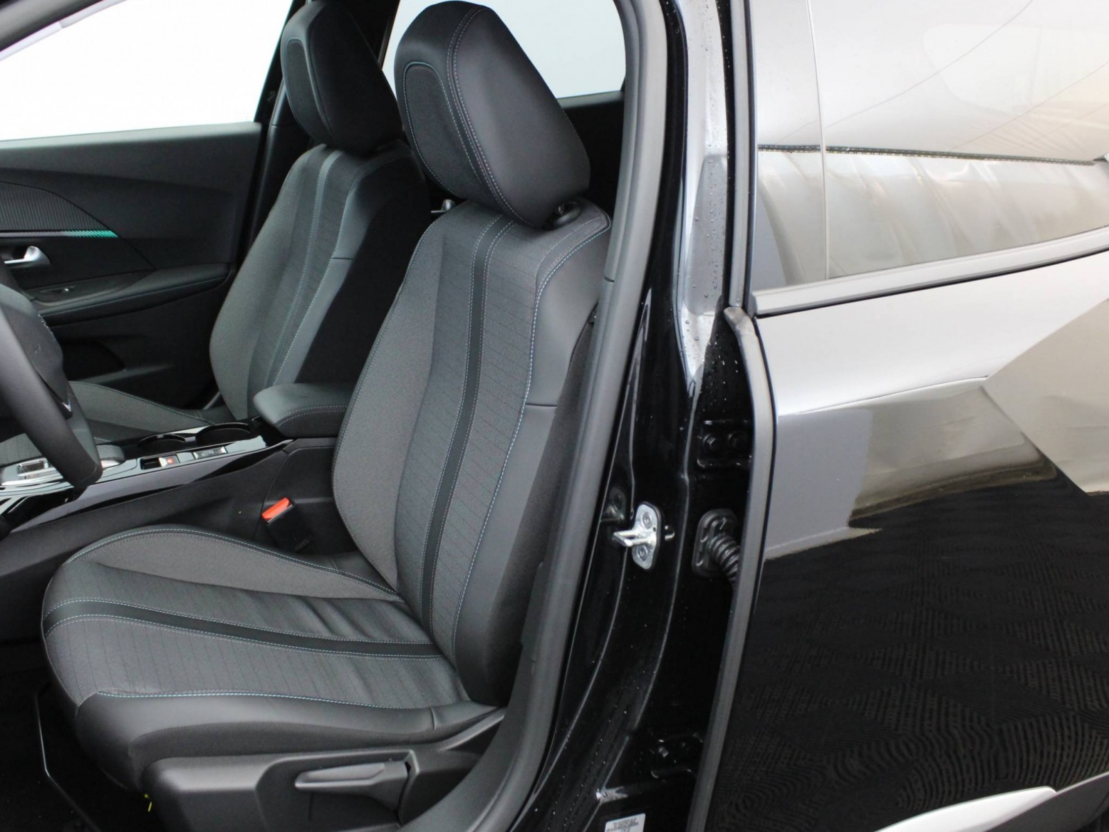 PEUGEOT - 2008 - #172376 - 7