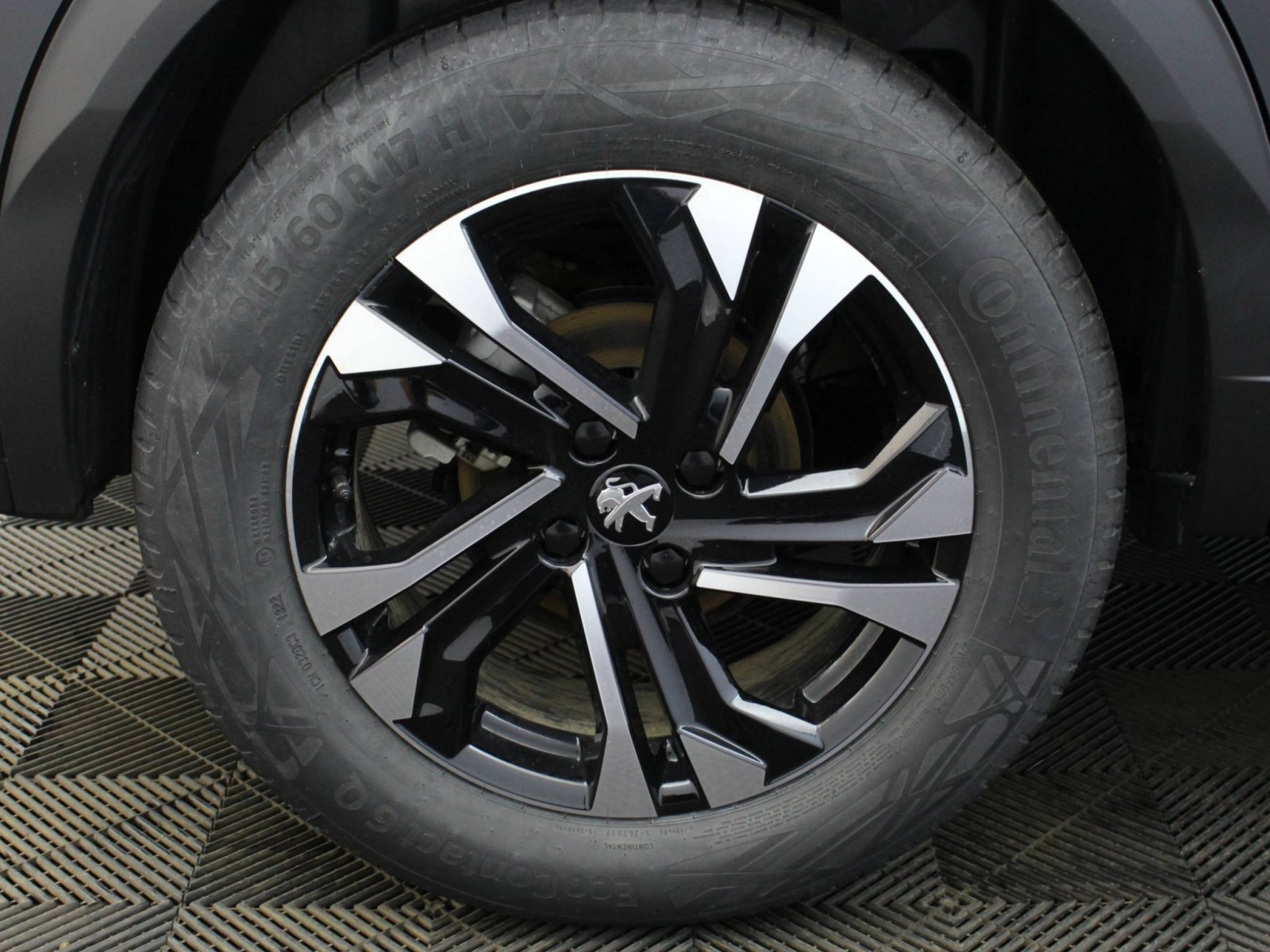 PEUGEOT - 2008 - #172380 - 6