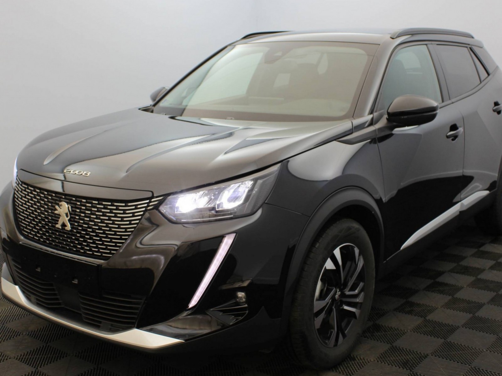 PEUGEOT - 2008 - #172378 - 15