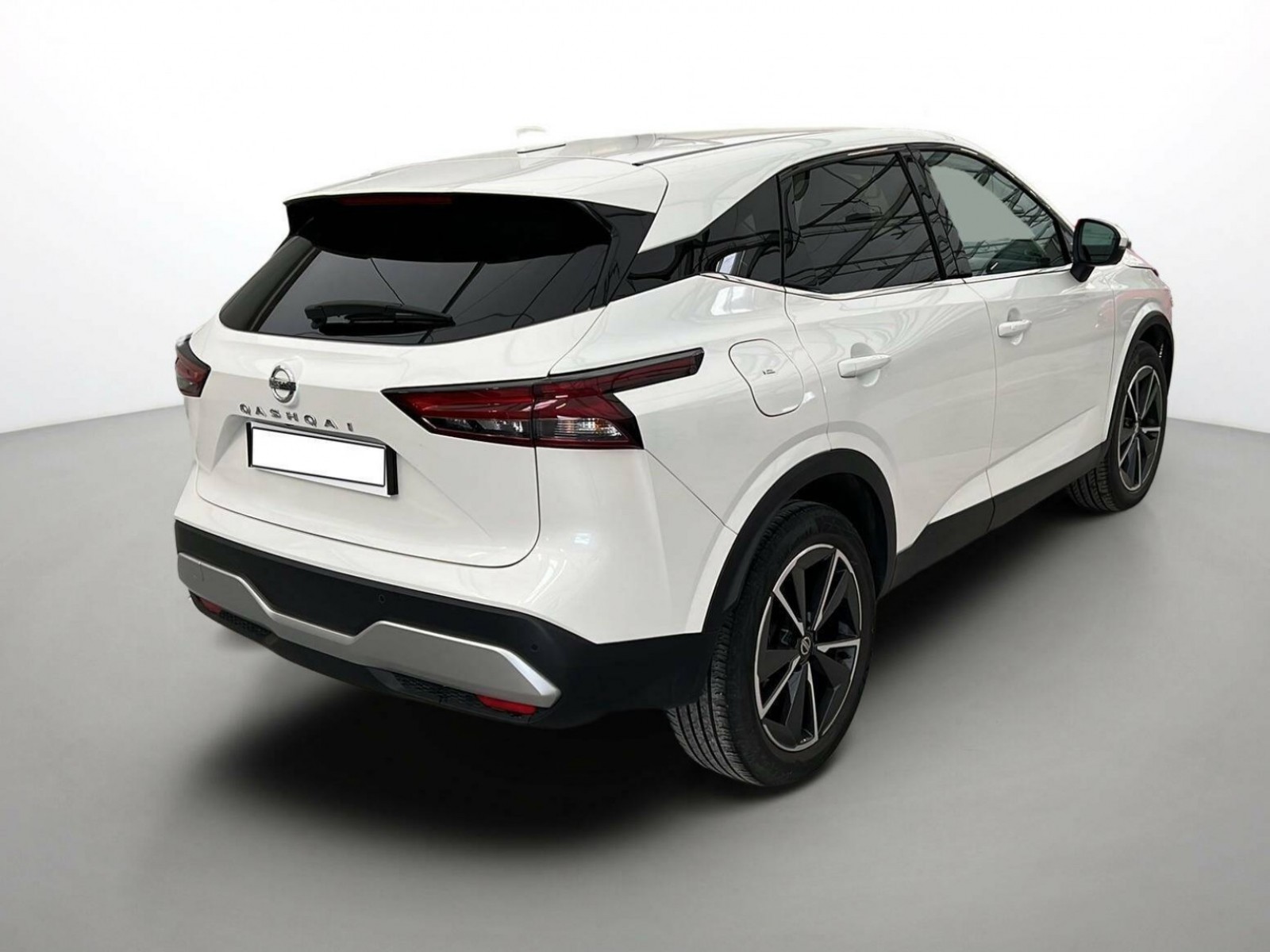 NISSAN - QASHQAI - #185272 - 18
