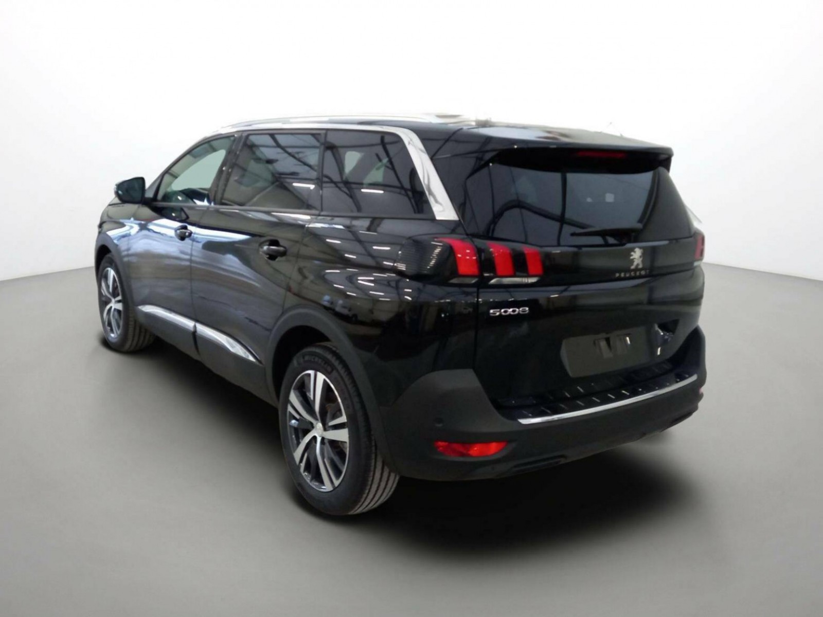 PEUGEOT - 5008 - #186330 - 2