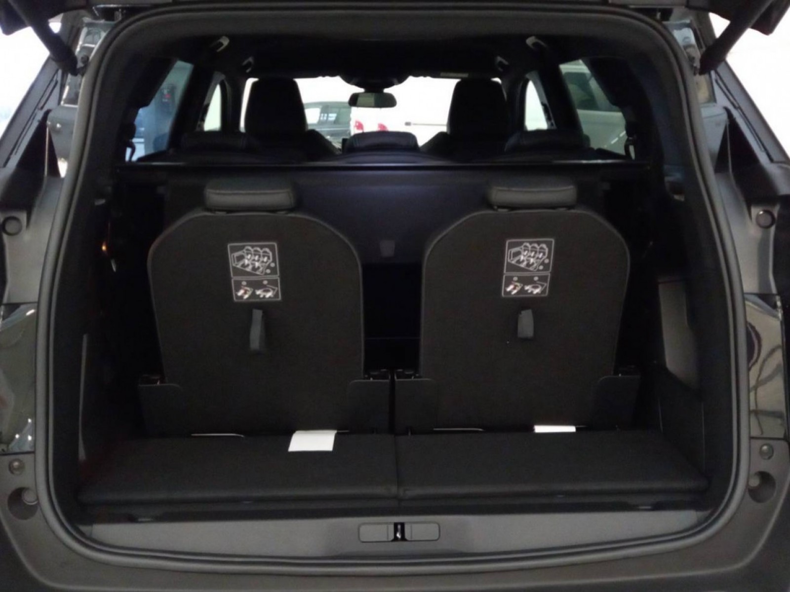 PEUGEOT - 5008 - #186331 - 13