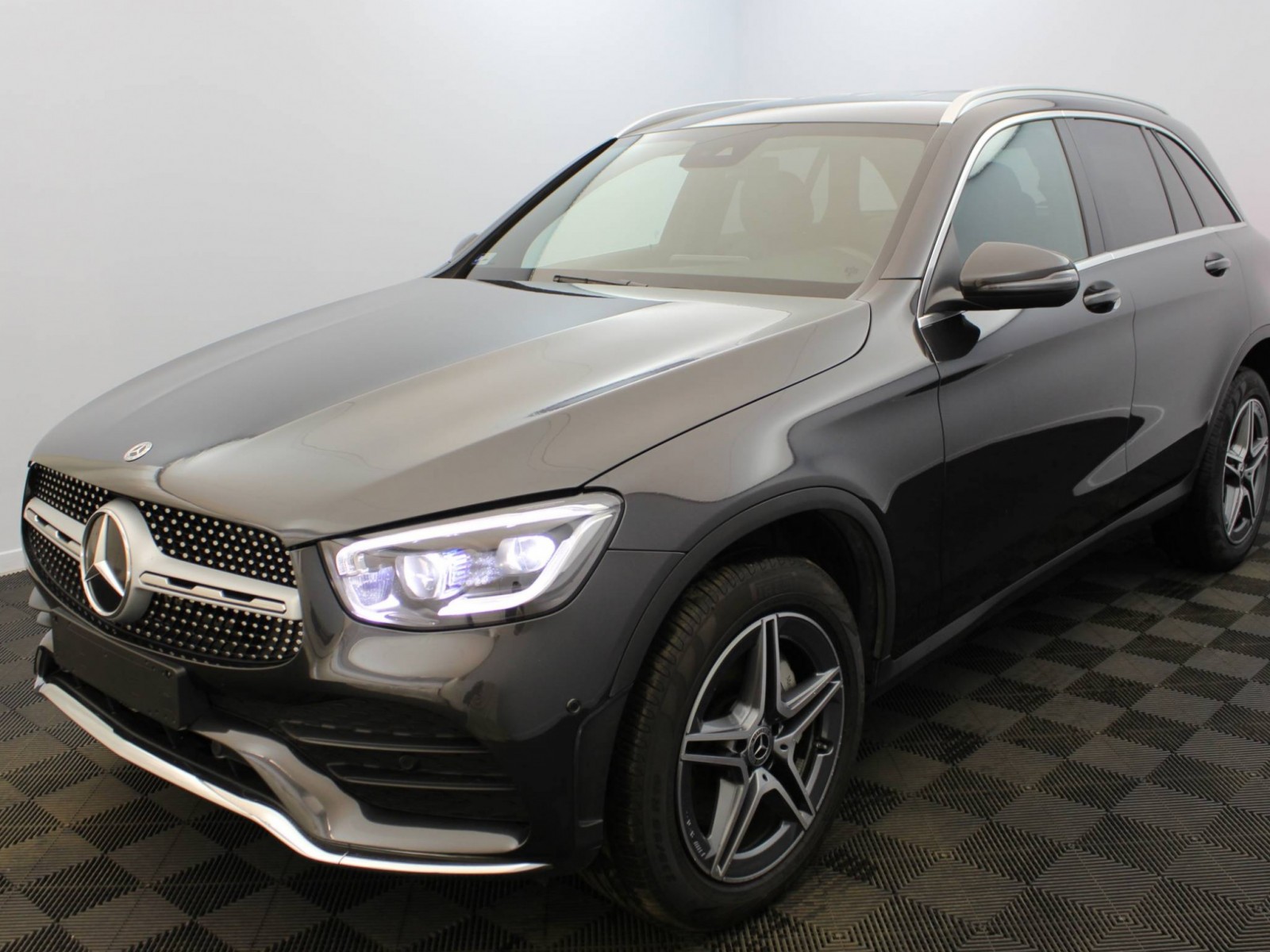 MERCEDES - GLC - #185536 - 15