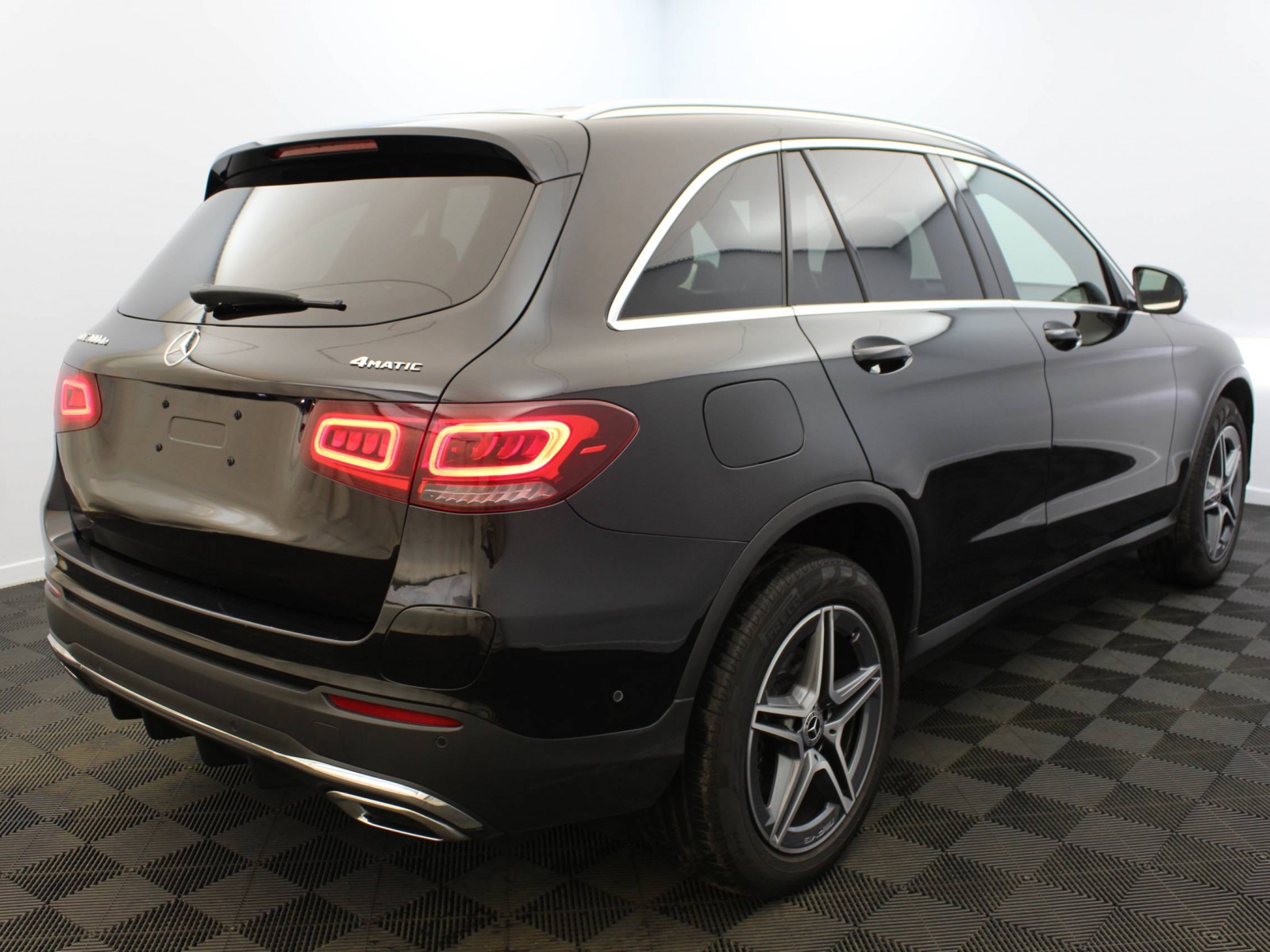 MERCEDES - GLC - #185972 - 3