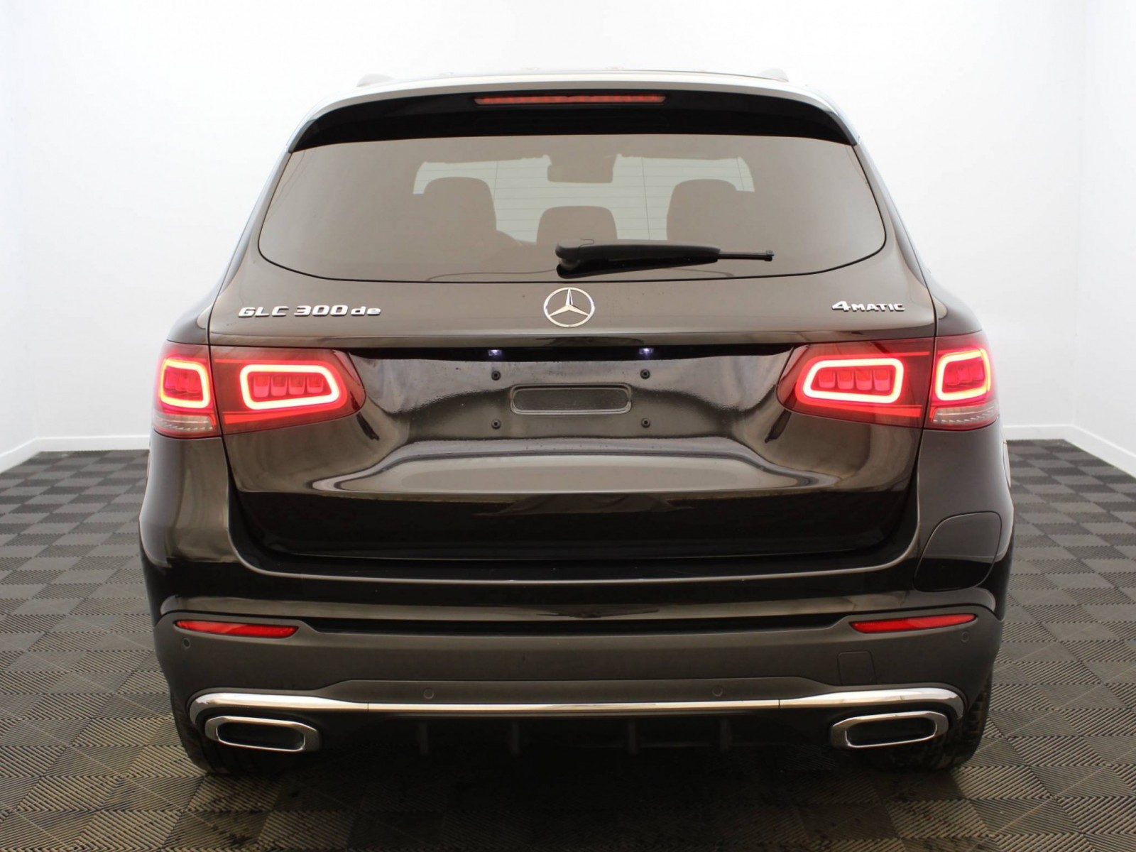 MERCEDES - GLC - #185972 - 20