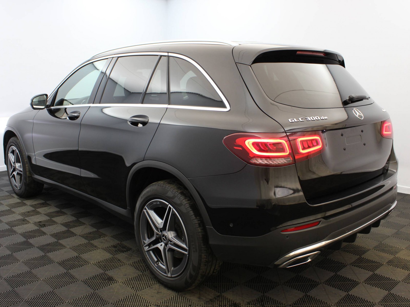 MERCEDES - GLC - #185972 - 2