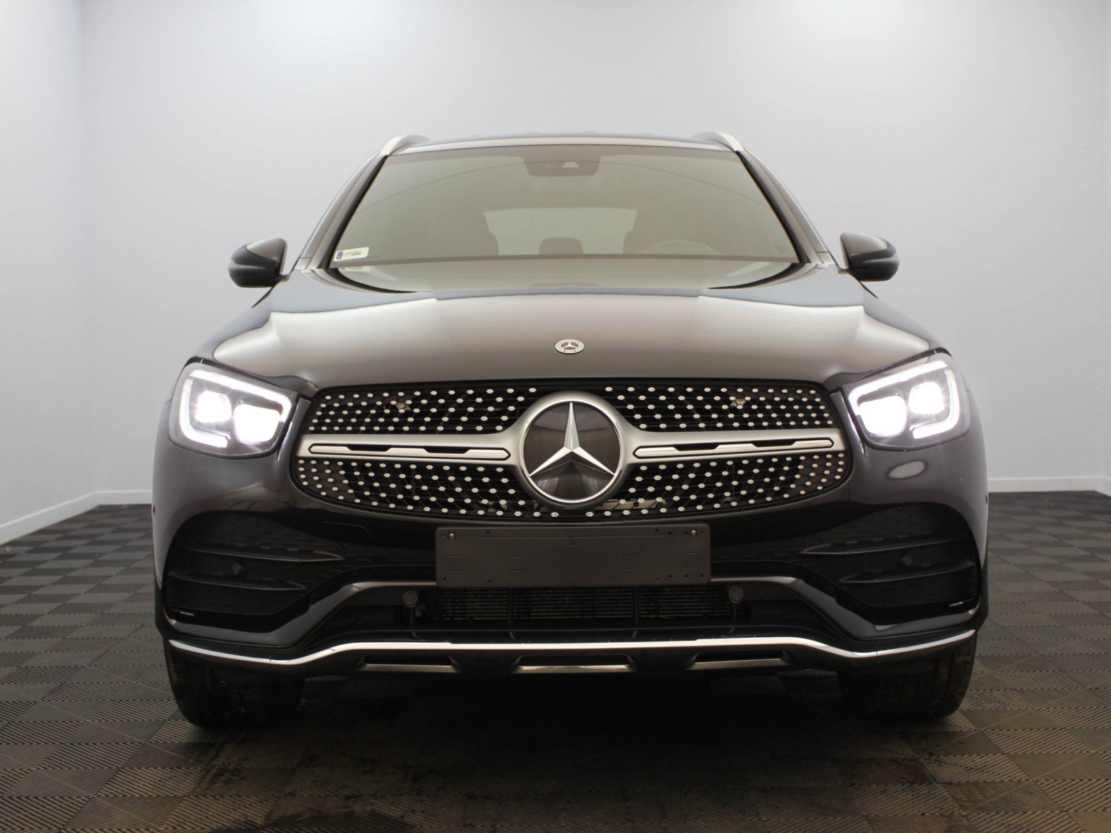 MERCEDES - GLC - #185972 - 4