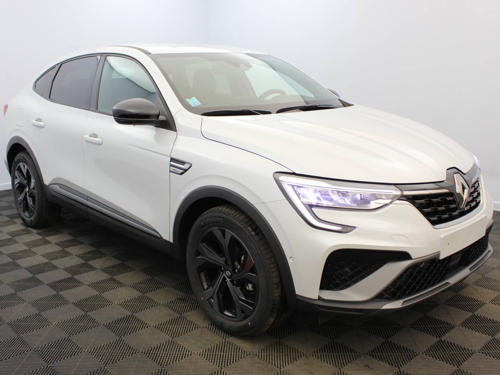 RENAULT - ARKANA - #186550 - 1