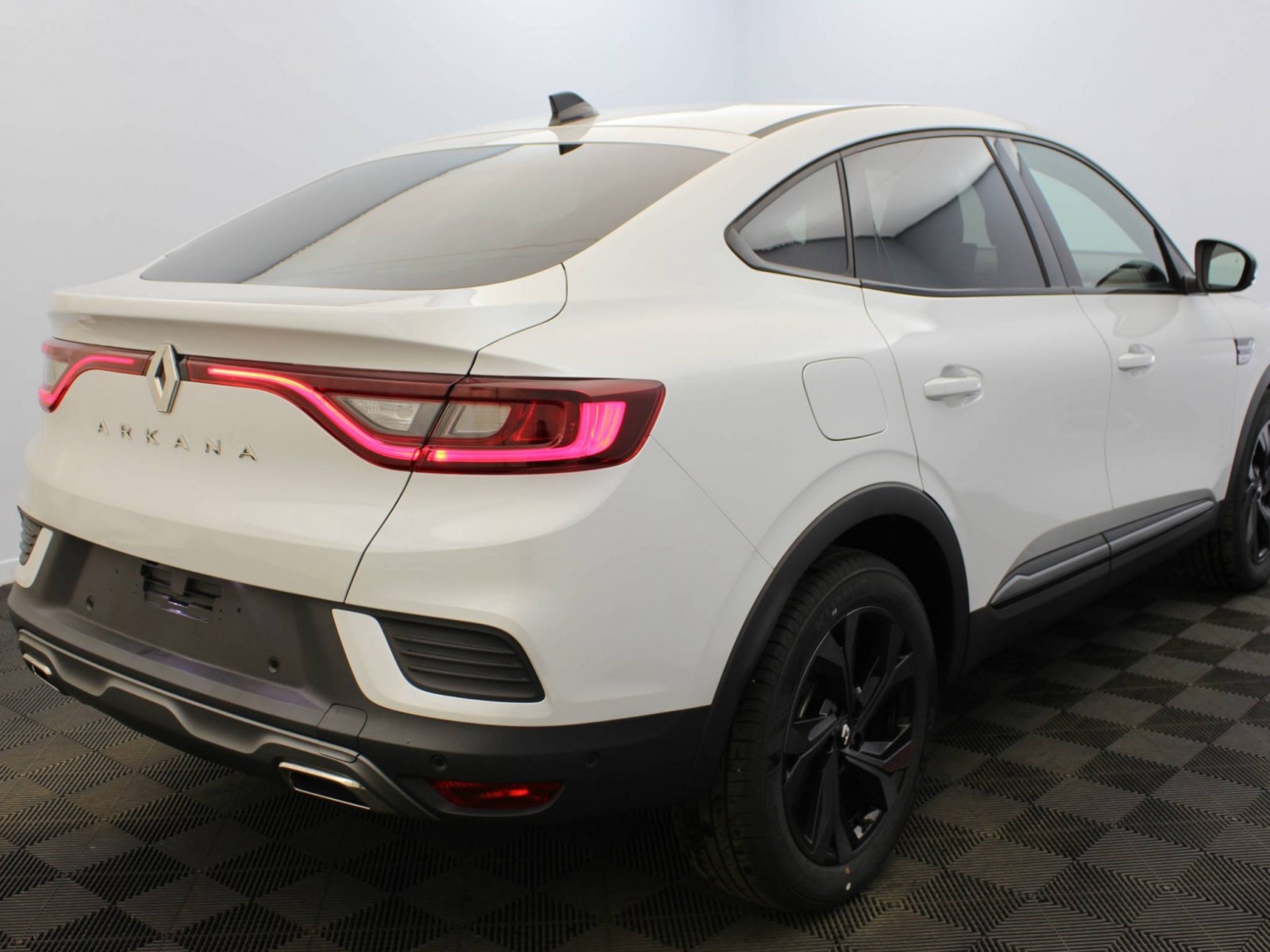 RENAULT - ARKANA - #186550 - 18