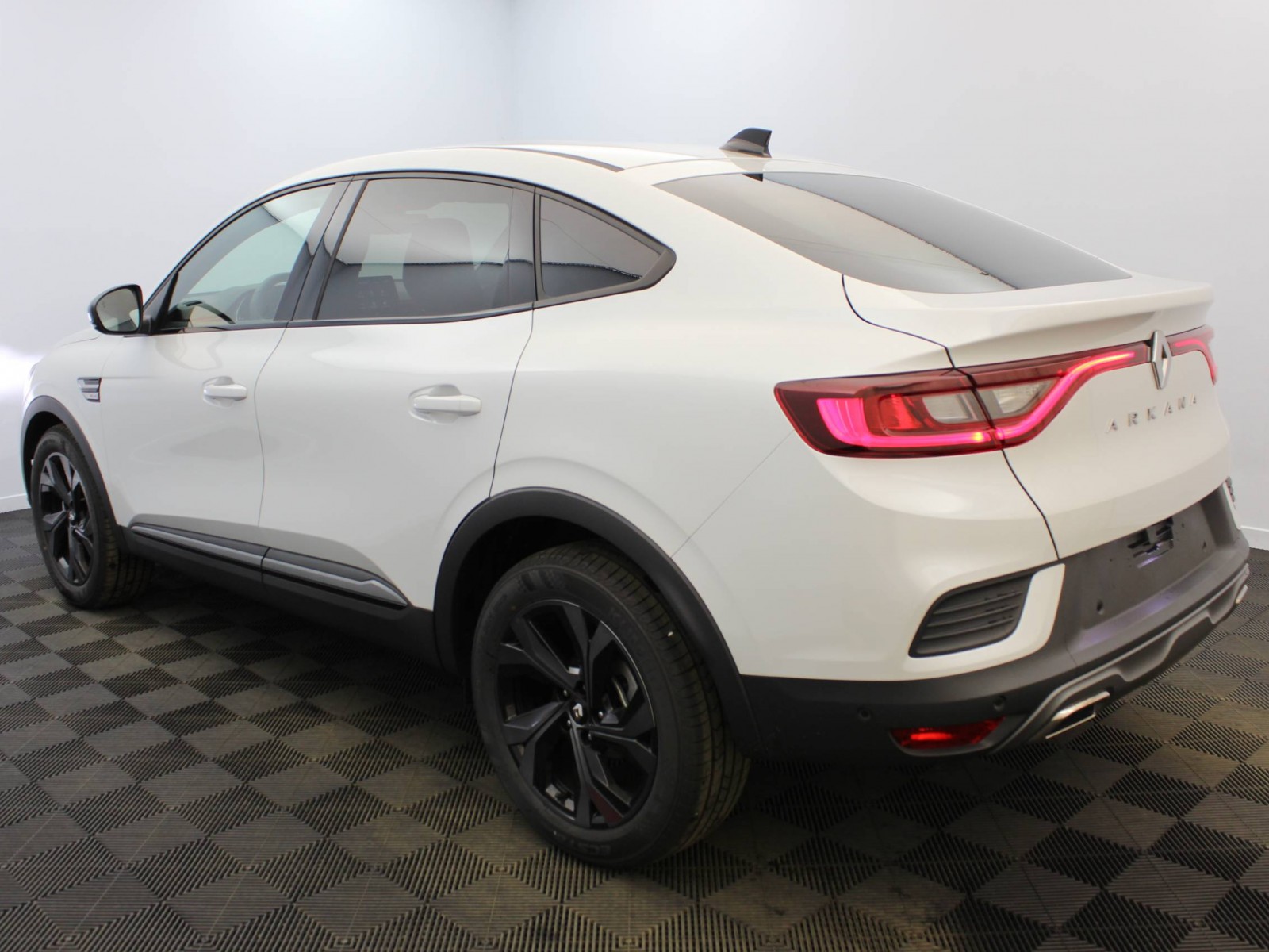RENAULT - ARKANA - #186550 - 2