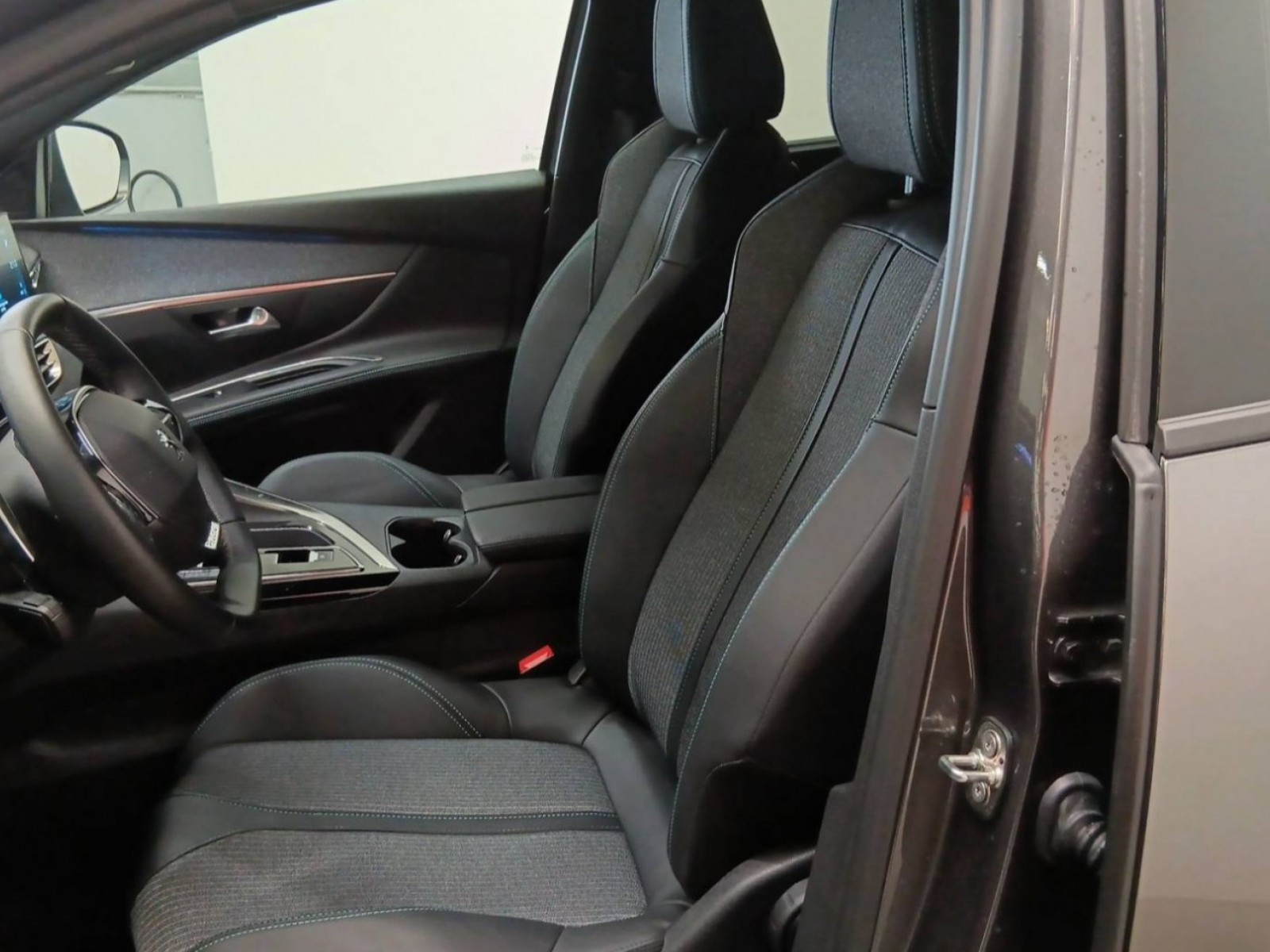 PEUGEOT - 5008 - #182465 - 20