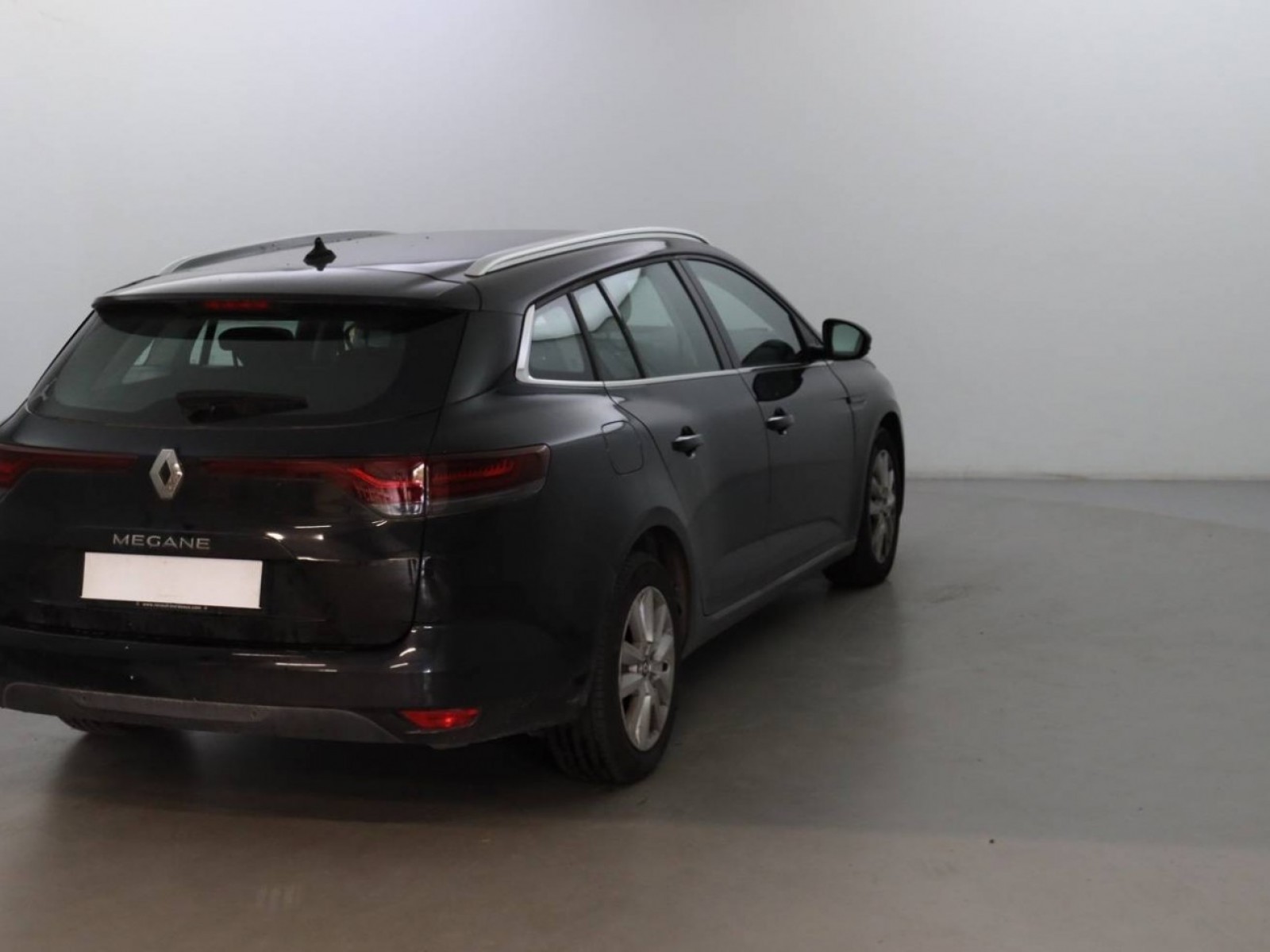 RENAULT - MEGANE IV ESTATE - #300117 - 20