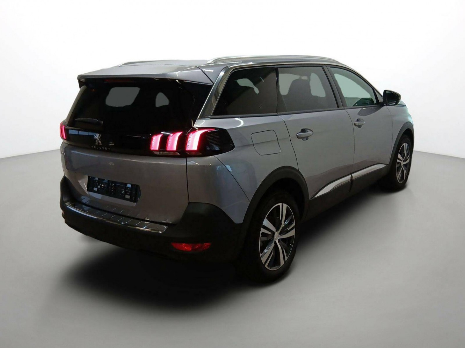PEUGEOT - 5008 - #182469 - 3