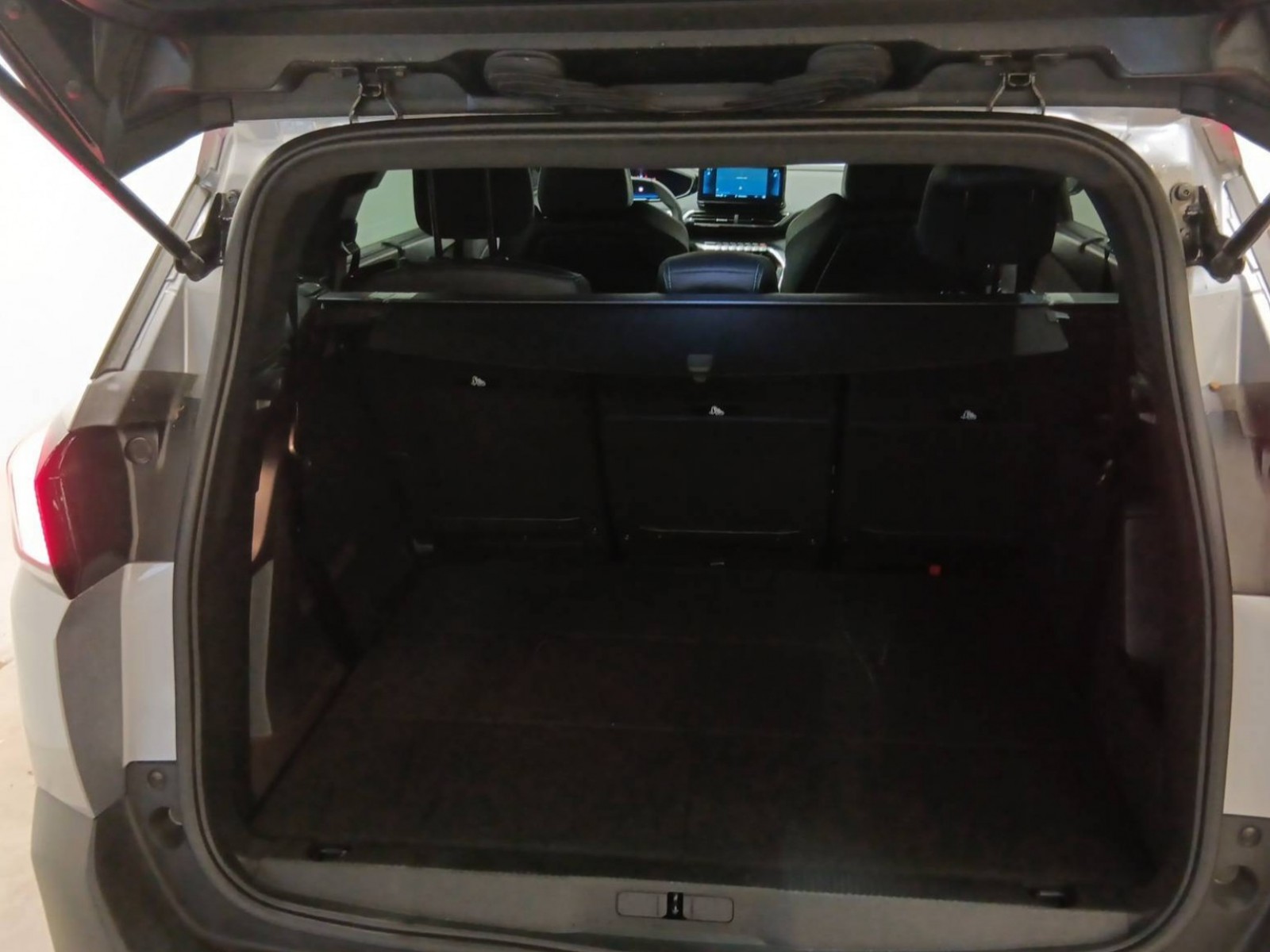 PEUGEOT - 5008 - #182470 - 13