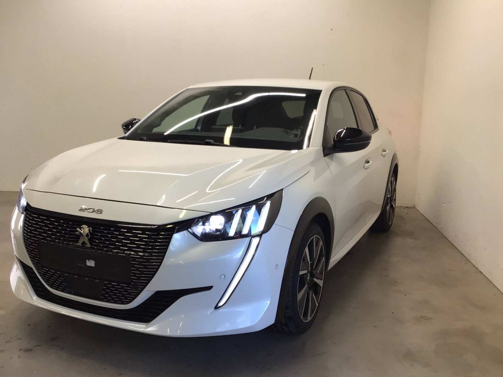 PEUGEOT - 208 - #185649 - 0