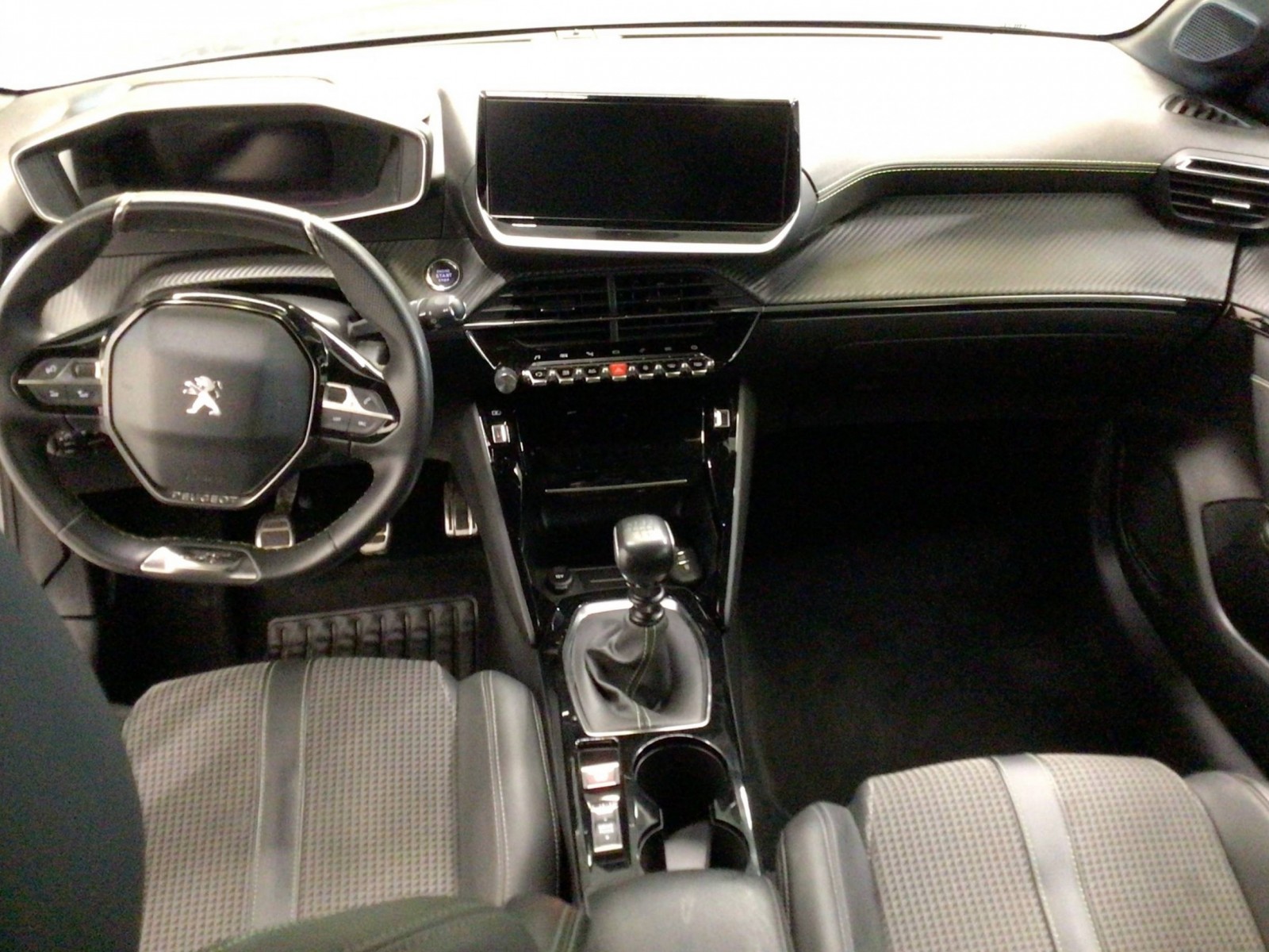 PEUGEOT - 208 - #185649 - 9