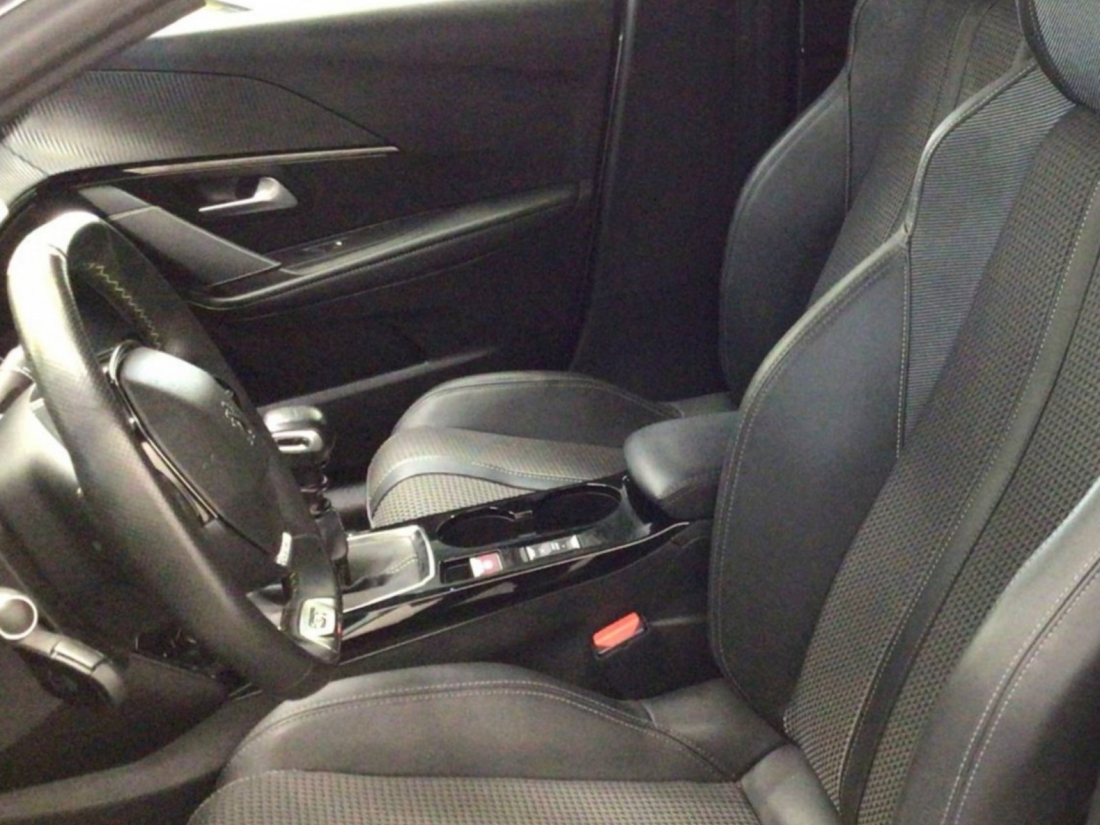 PEUGEOT - 208 - #185649 - 21