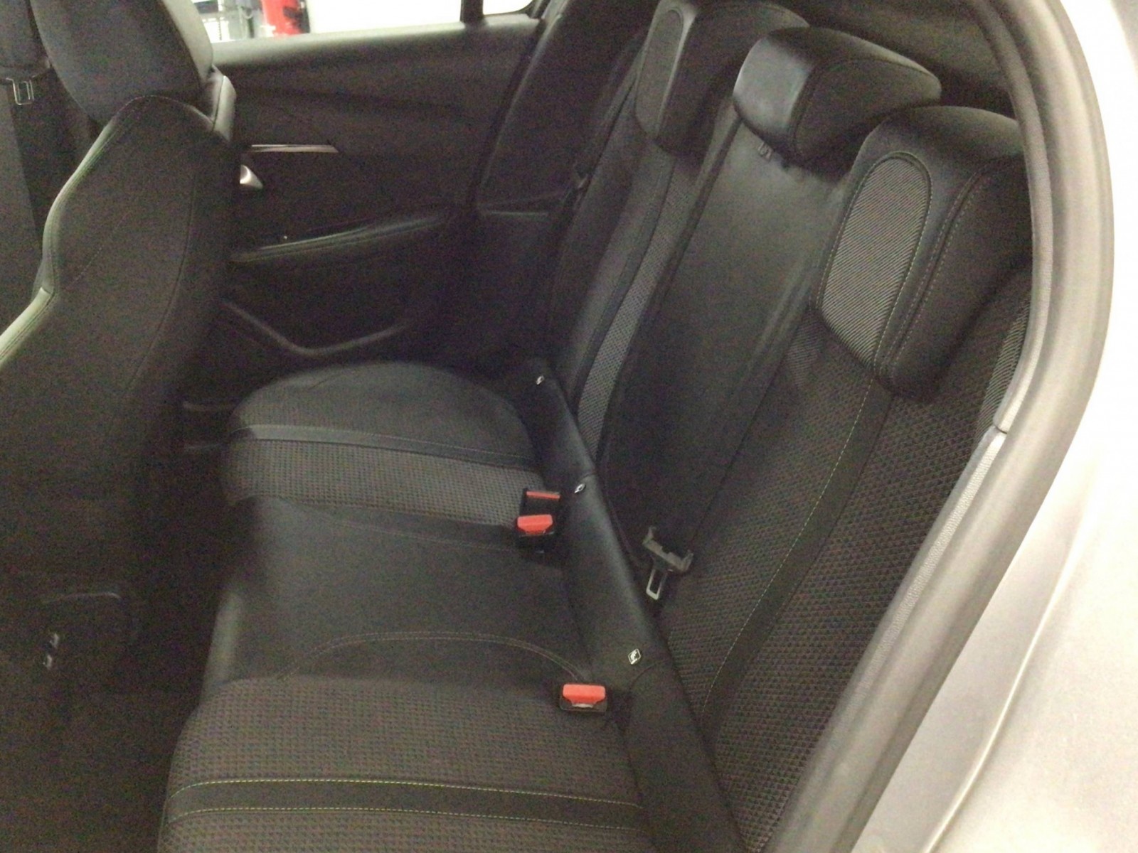 PEUGEOT - 208 - #185643 - 8