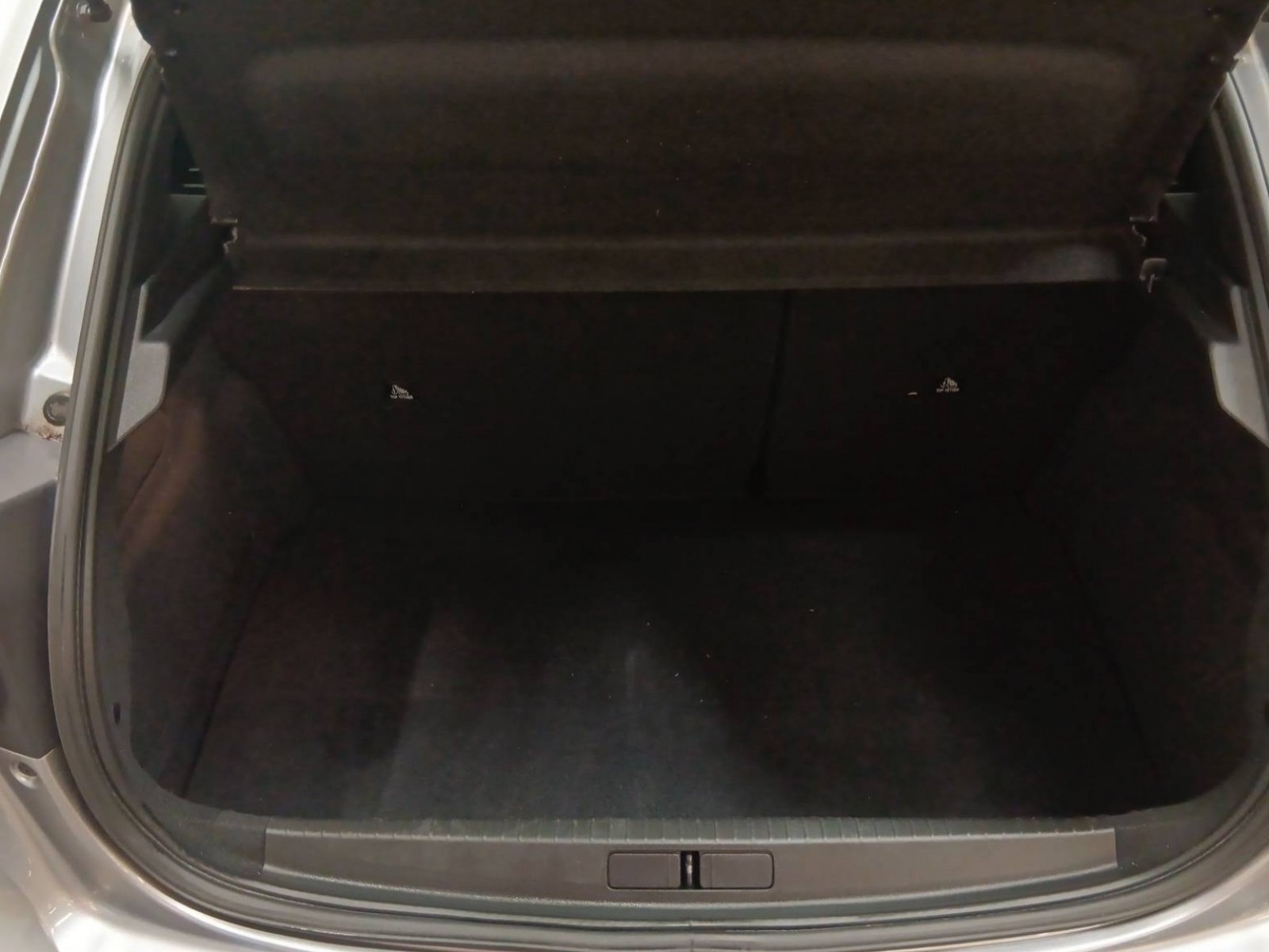 PEUGEOT - 208 - #185676 - 12