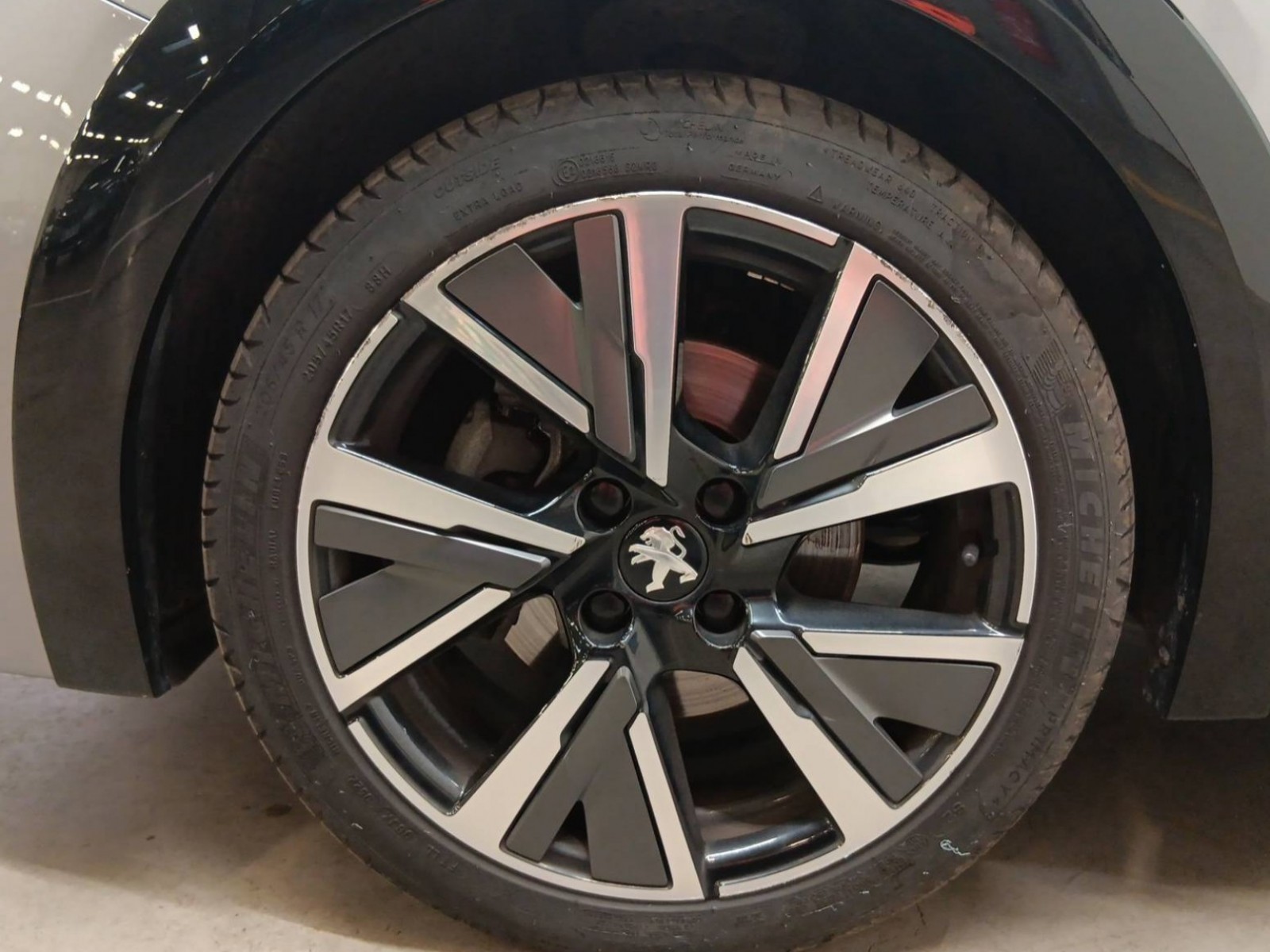 PEUGEOT - 208 - #185681 - 6