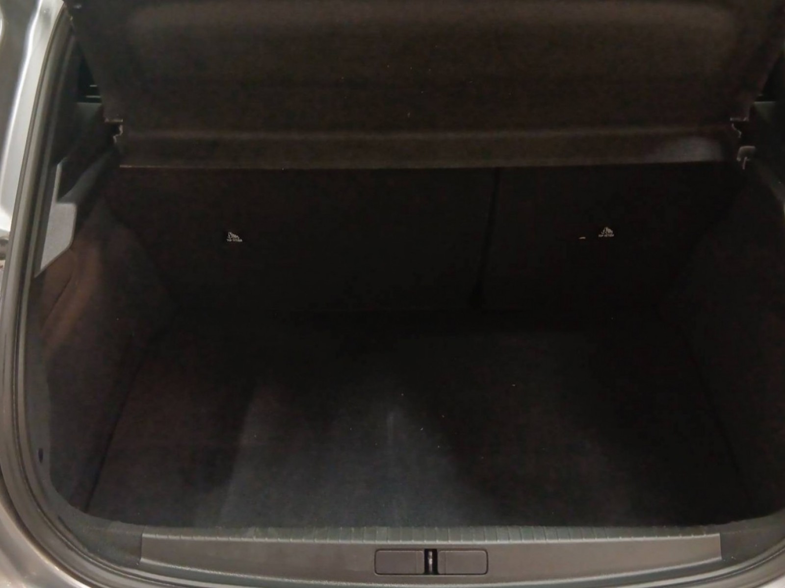 PEUGEOT - 208 - #185678 - 31