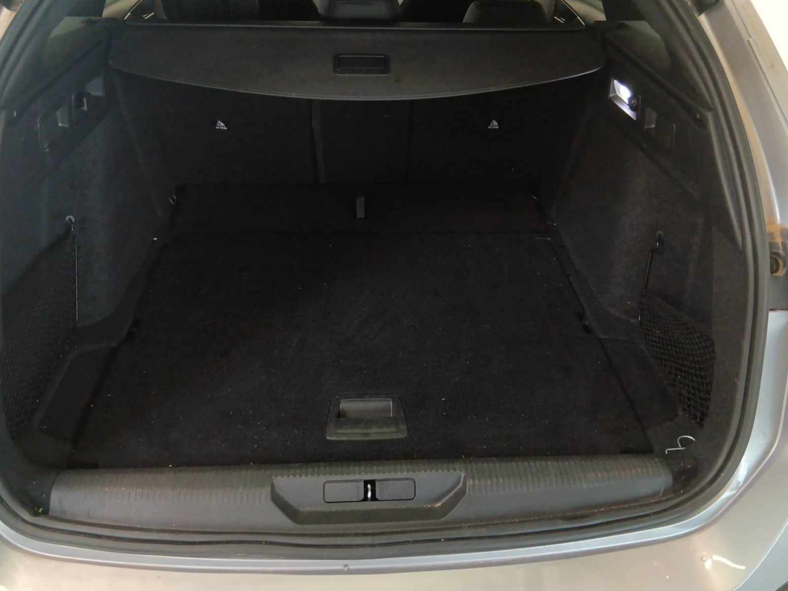 PEUGEOT - 308 SW - #200836 - 12