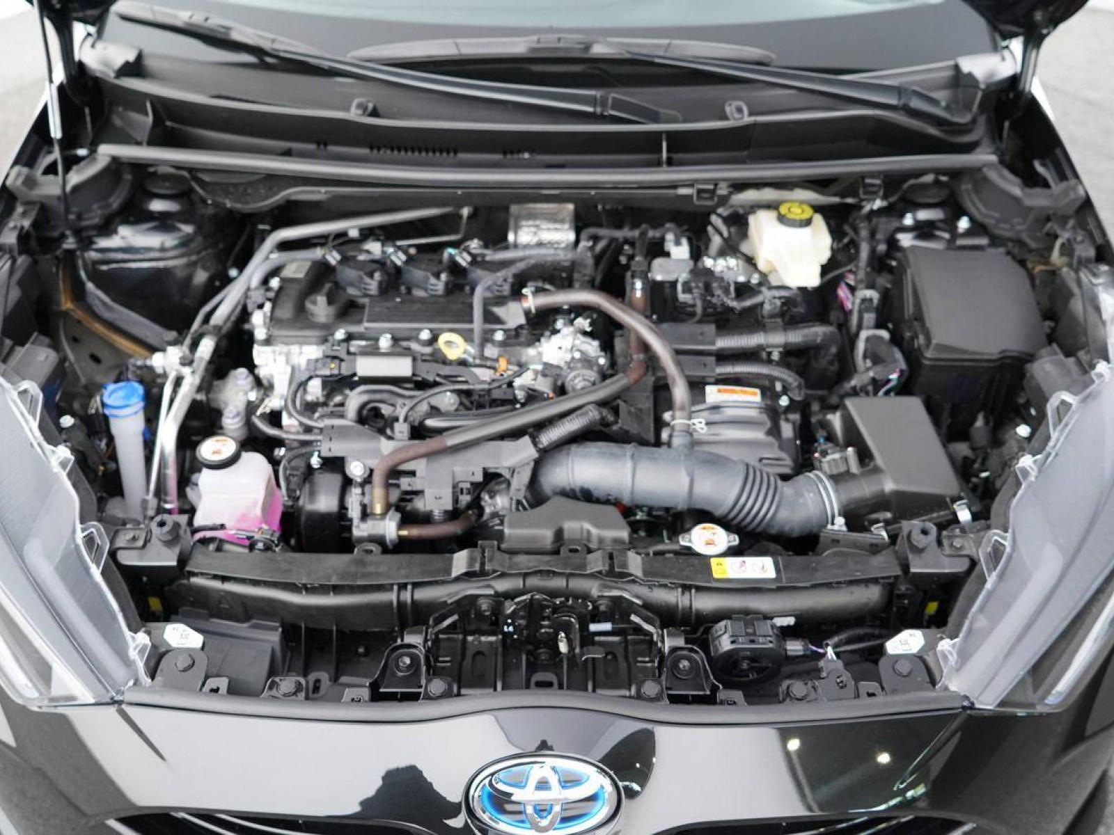 TOYOTA - YARIS HYBRIDE MY22 - #186487 - 19