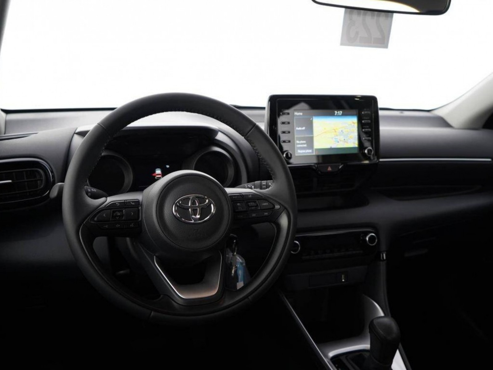 TOYOTA - YARIS HYBRIDE MY22 - #186478 - 26