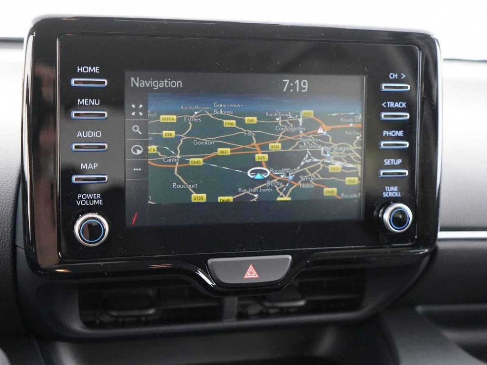 TOYOTA - YARIS HYBRIDE MY22 - #186478 - 28