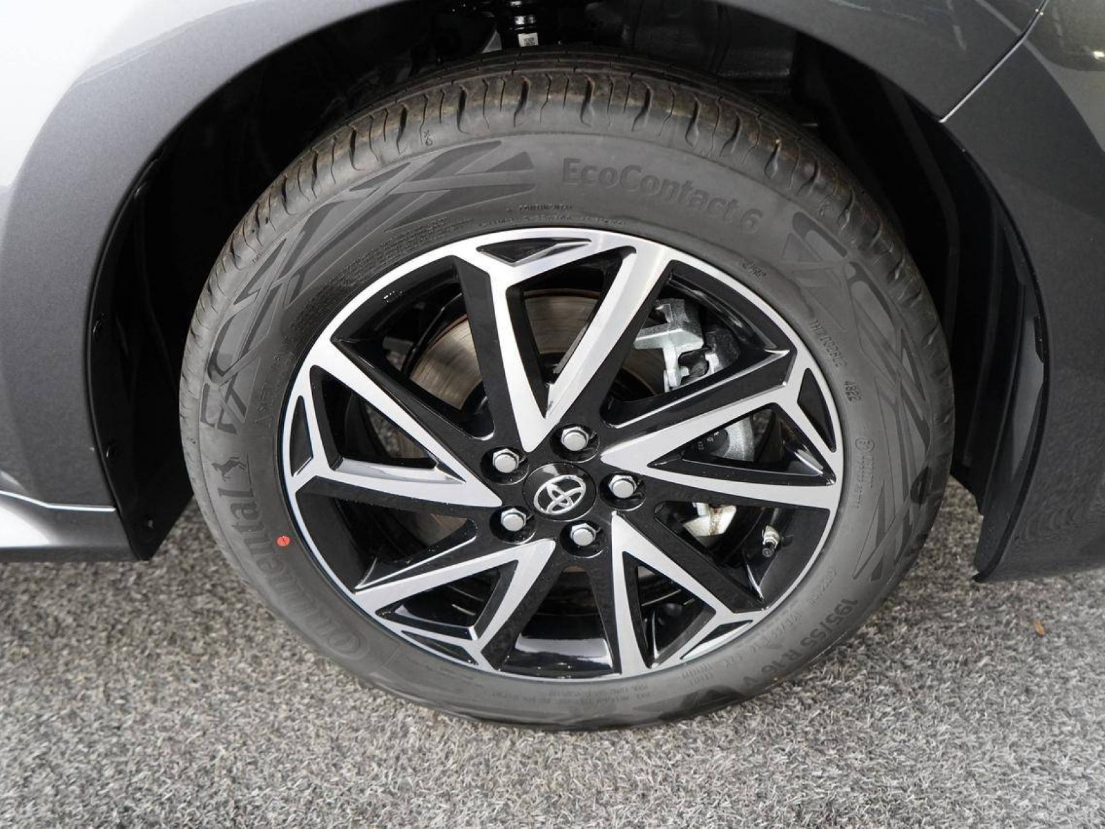 TOYOTA - YARIS HYBRIDE MY22 - #186488 - 8