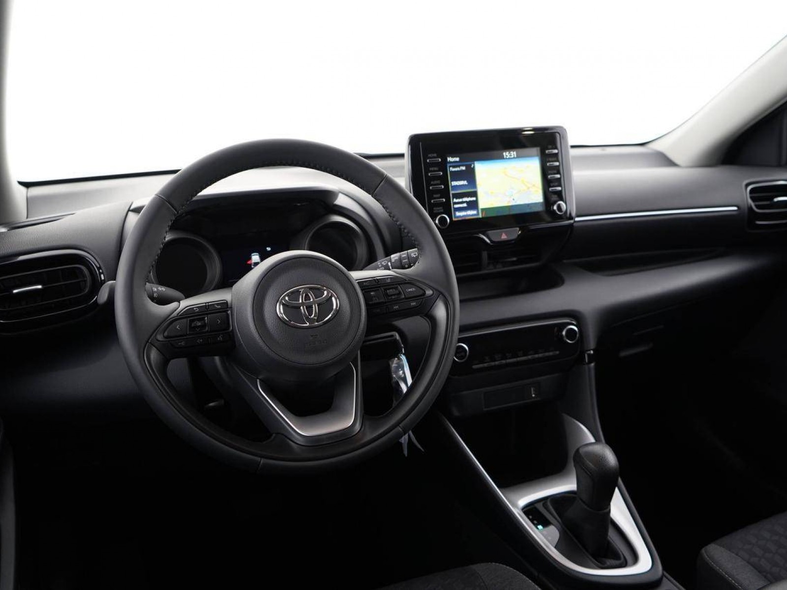 TOYOTA - YARIS HYBRIDE MY22 - #186488 - 9