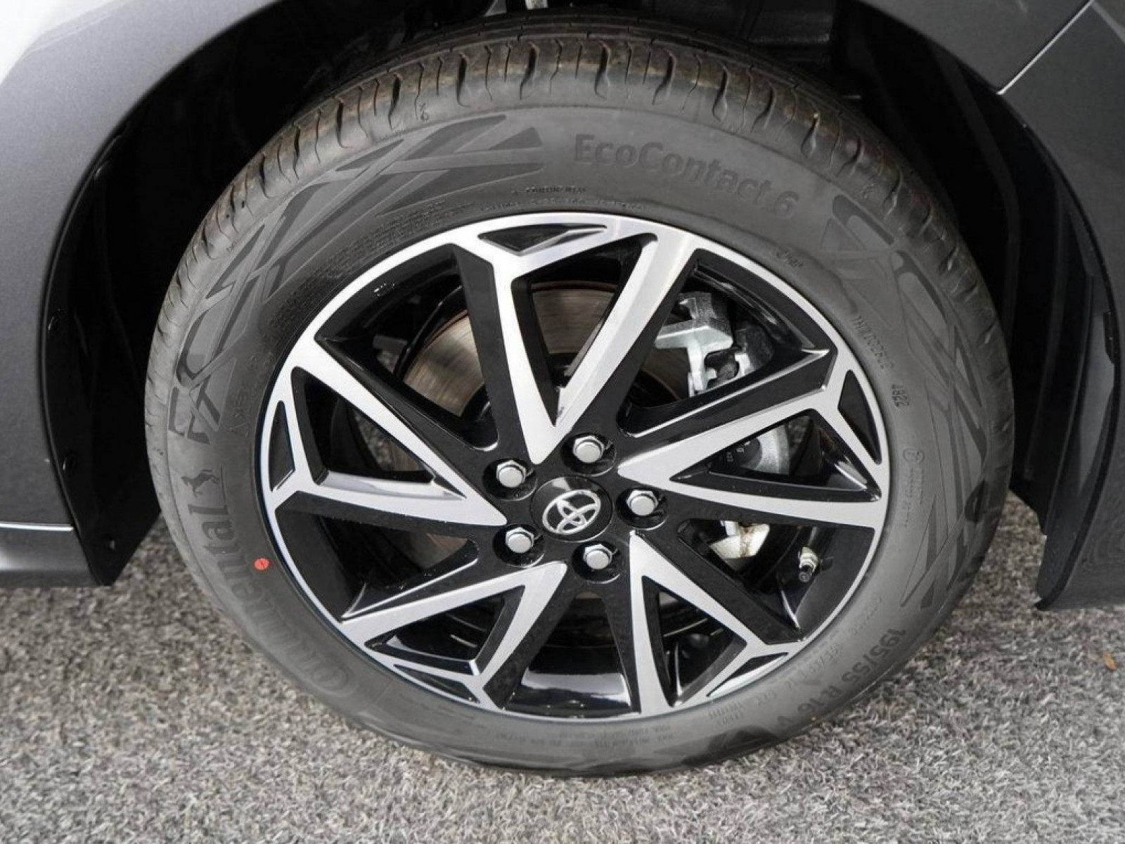 TOYOTA - YARIS HYBRIDE MY22 - #186488 - 28