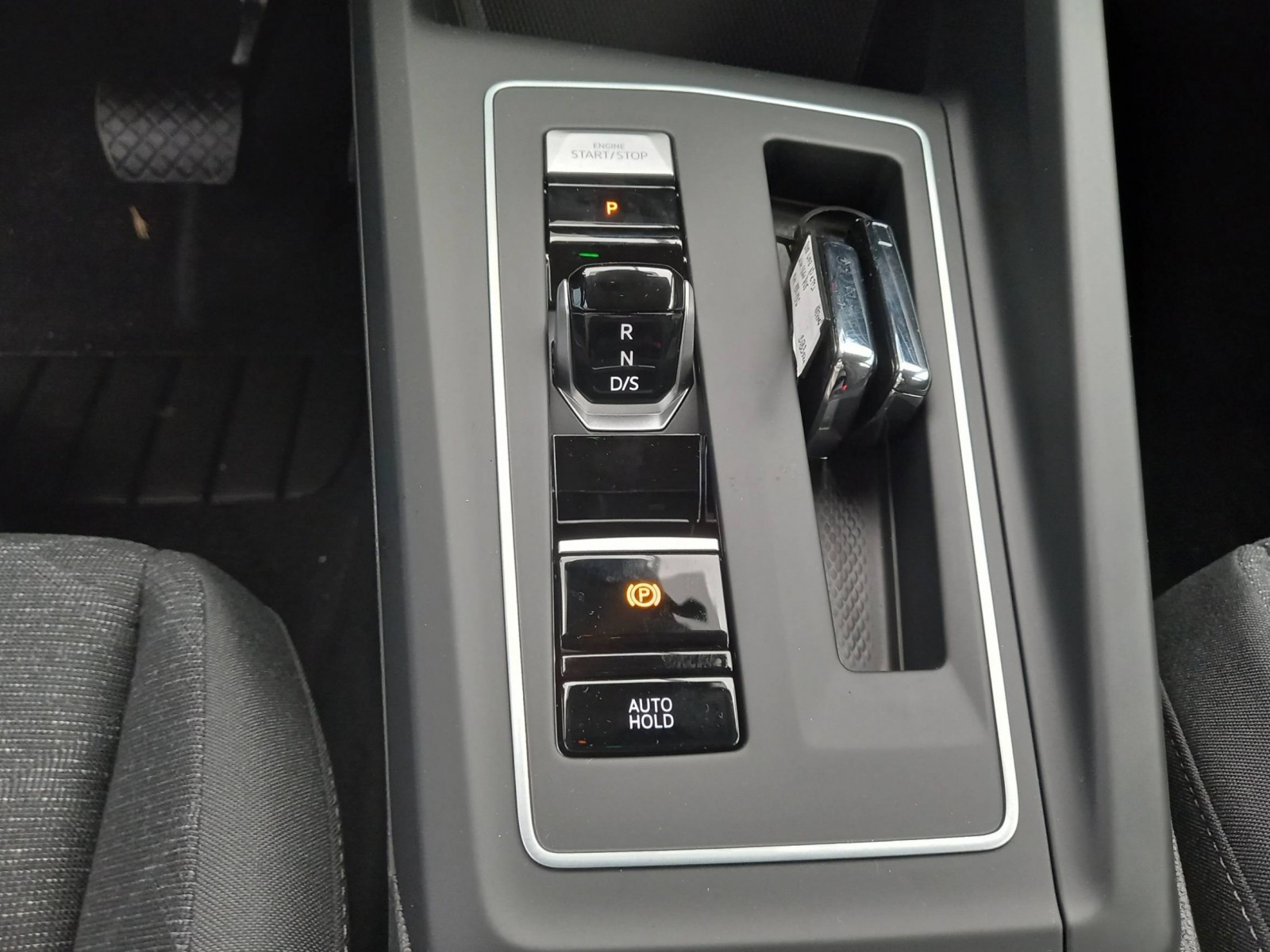 VOLKSWAGEN - GOLF - #186815 - 31