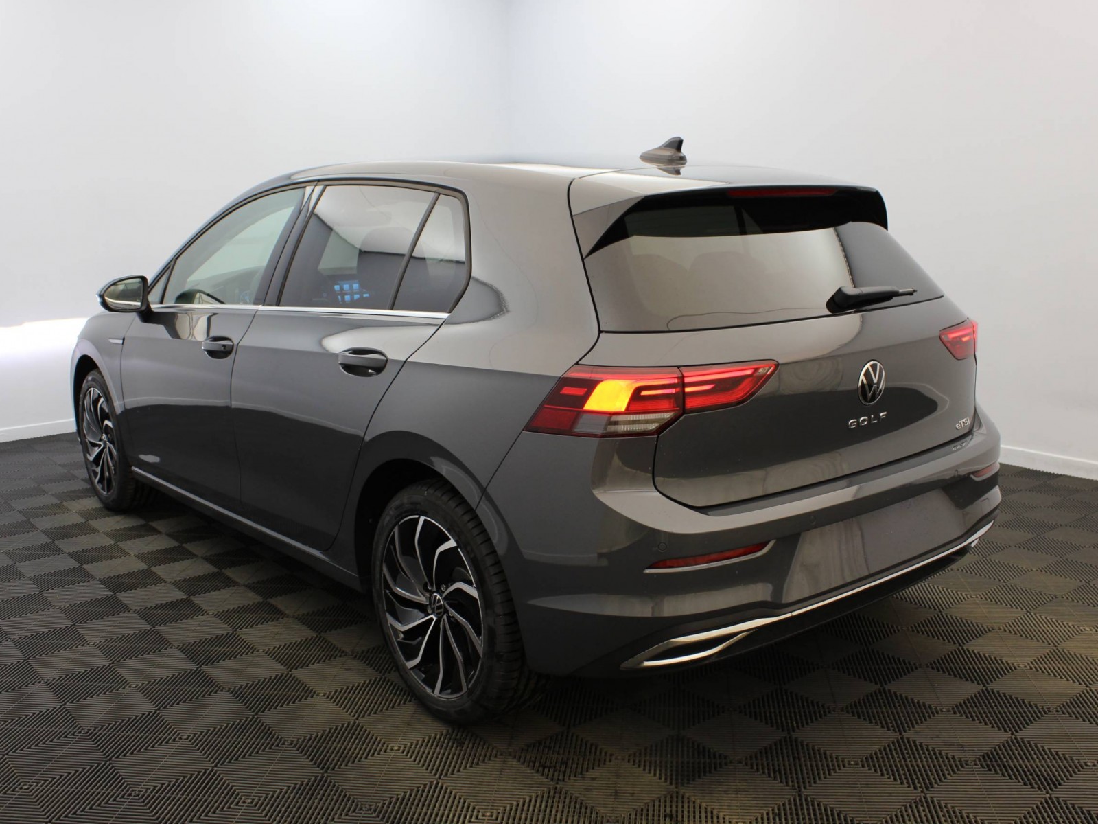 VOLKSWAGEN - GOLF - #187291 - 2