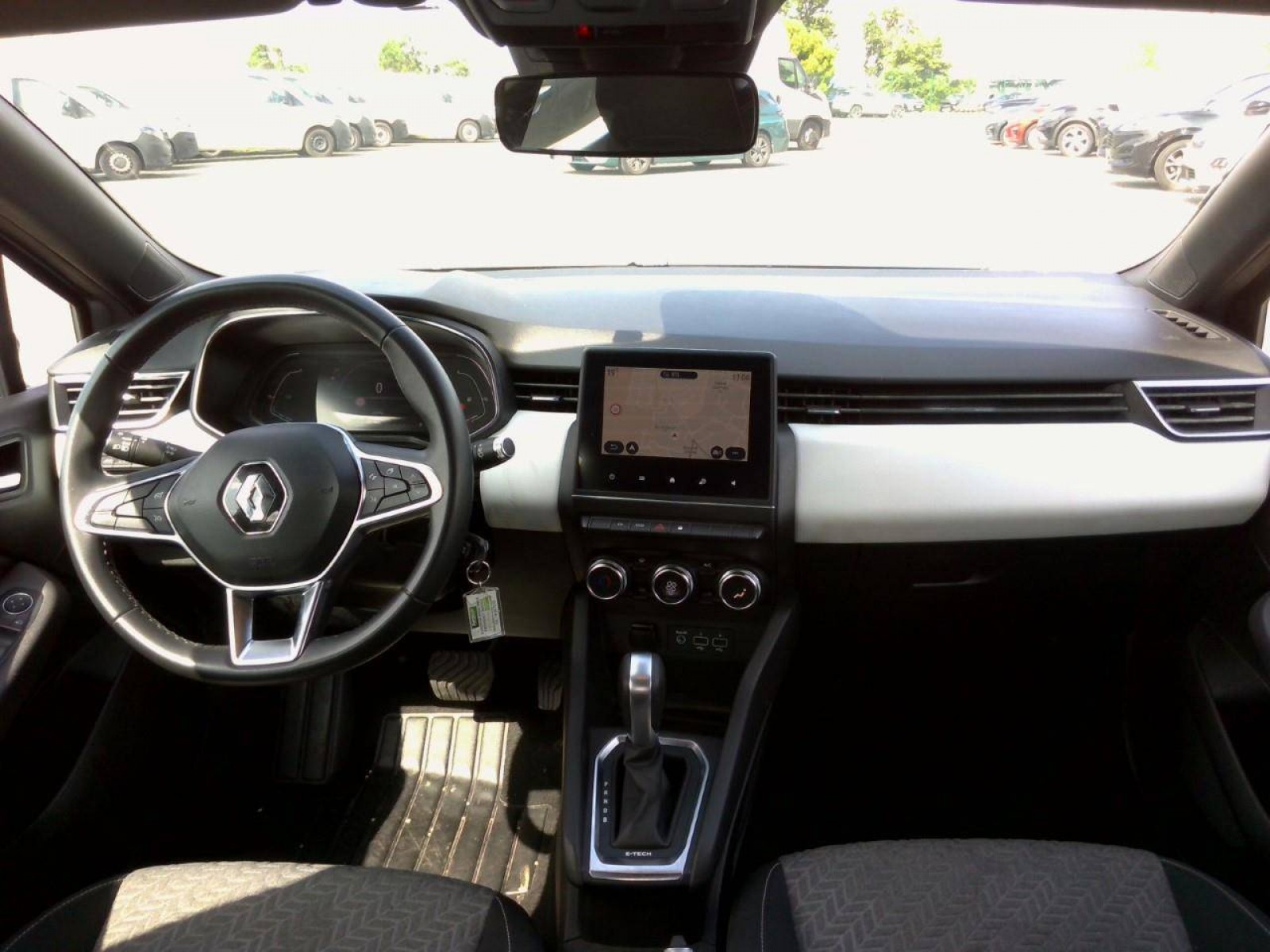 RENAULT - CLIO V - #303525 - 2
