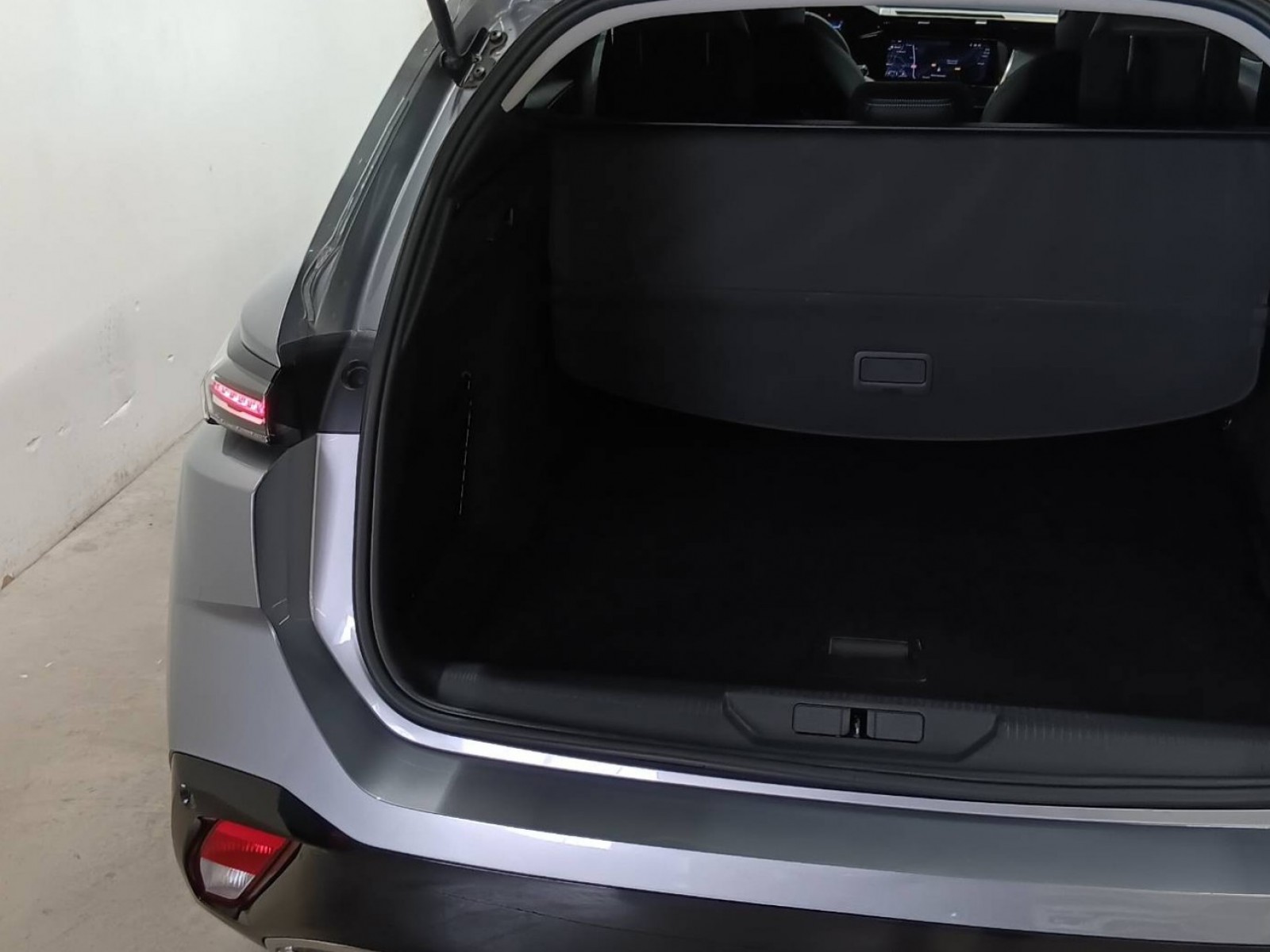 PEUGEOT - 308 SW - #183678 - 12