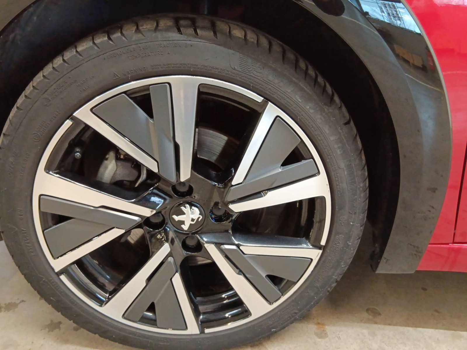 PEUGEOT - 208 - #185645 - 6