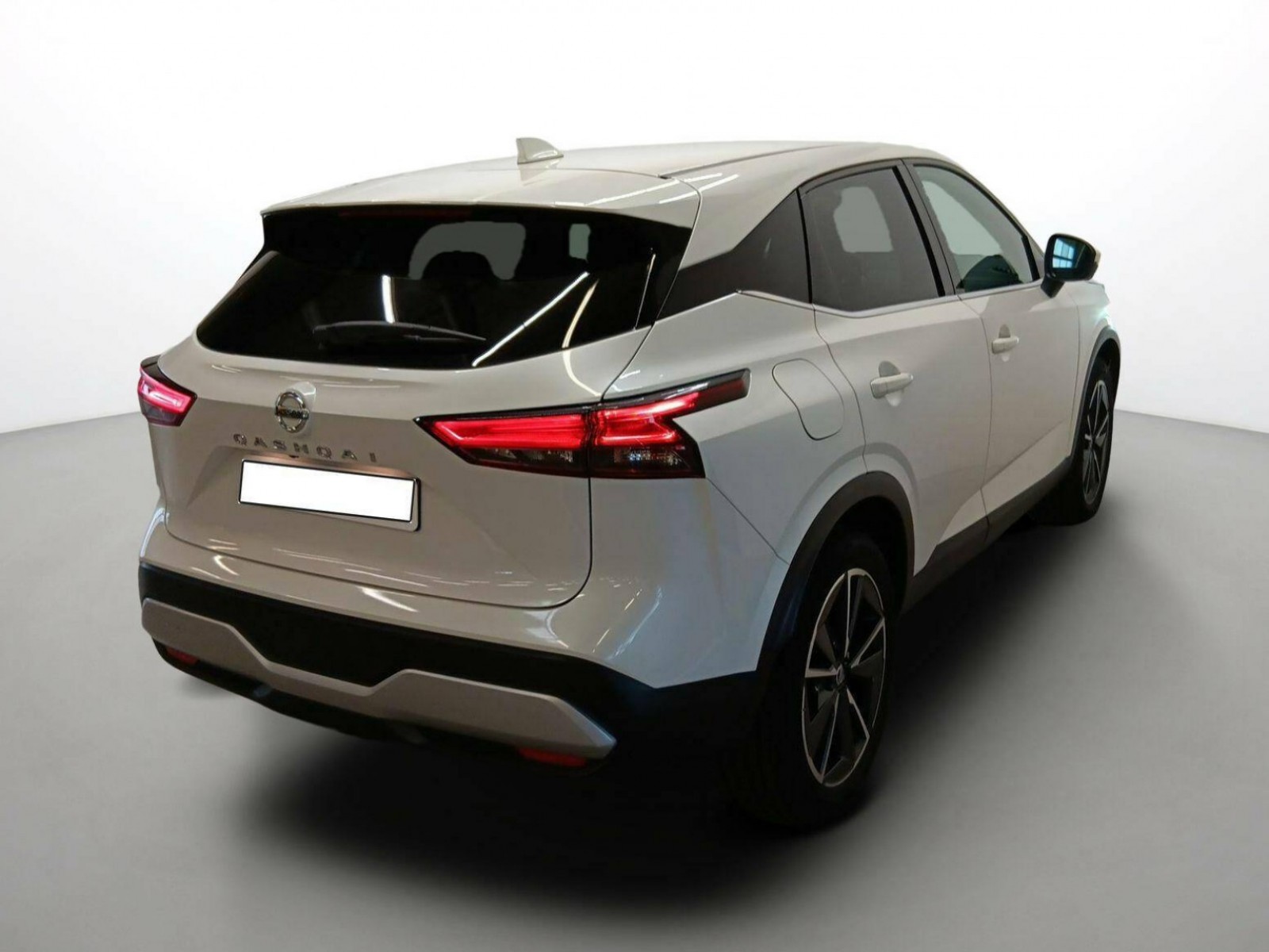 NISSAN - QASHQAI - #185274 - 18