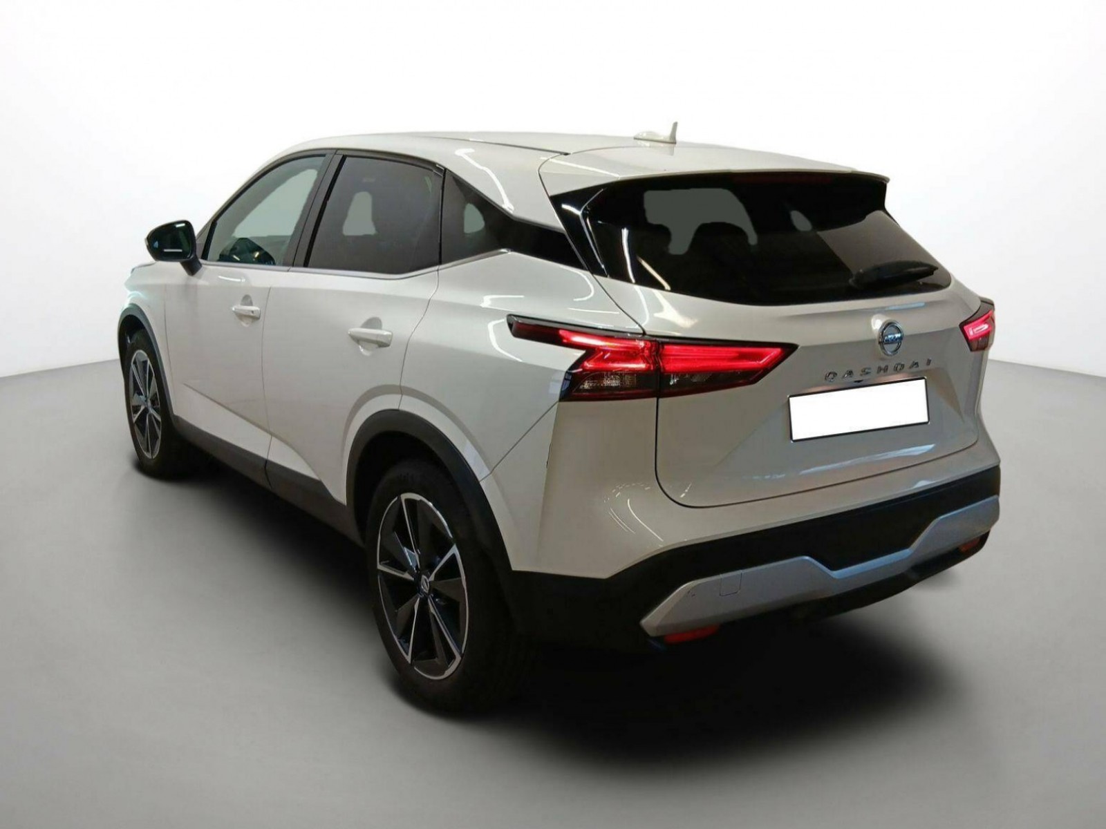 NISSAN - QASHQAI - #185274 - 19