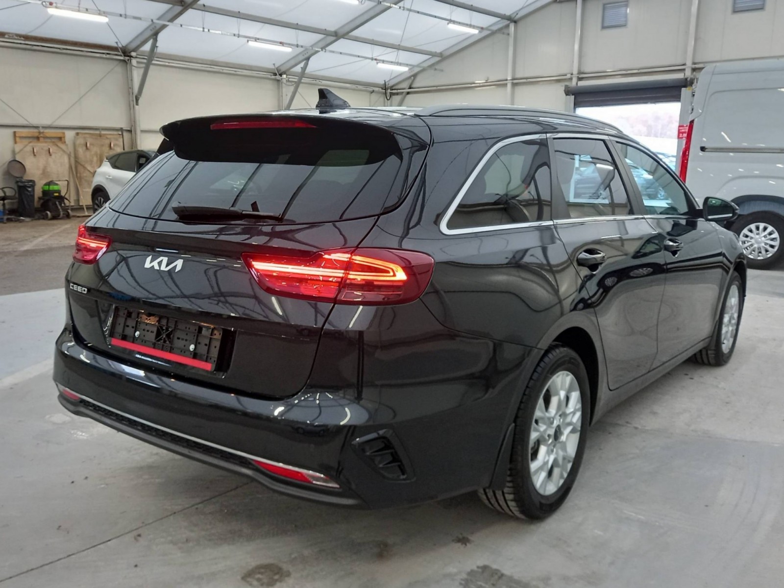 KIA - CEED SW - #186150 - 17