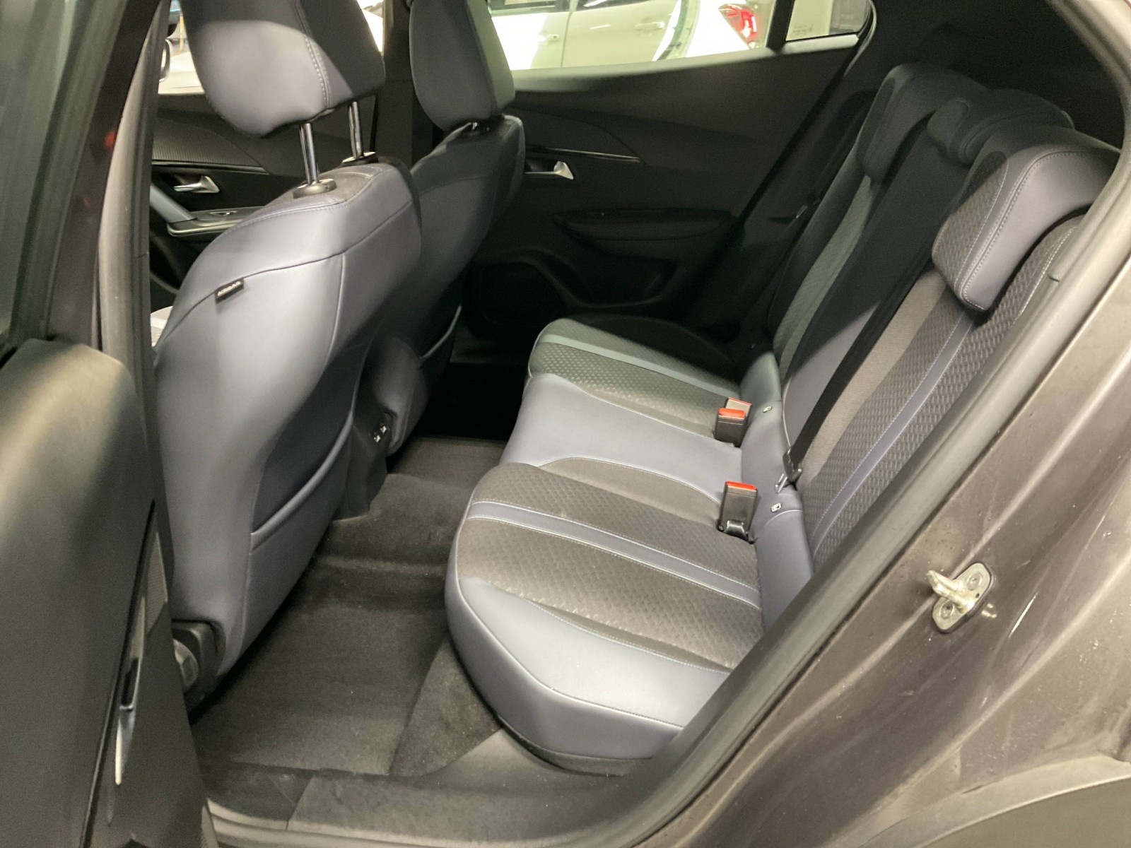 PEUGEOT - 2008 - #187407 - 14