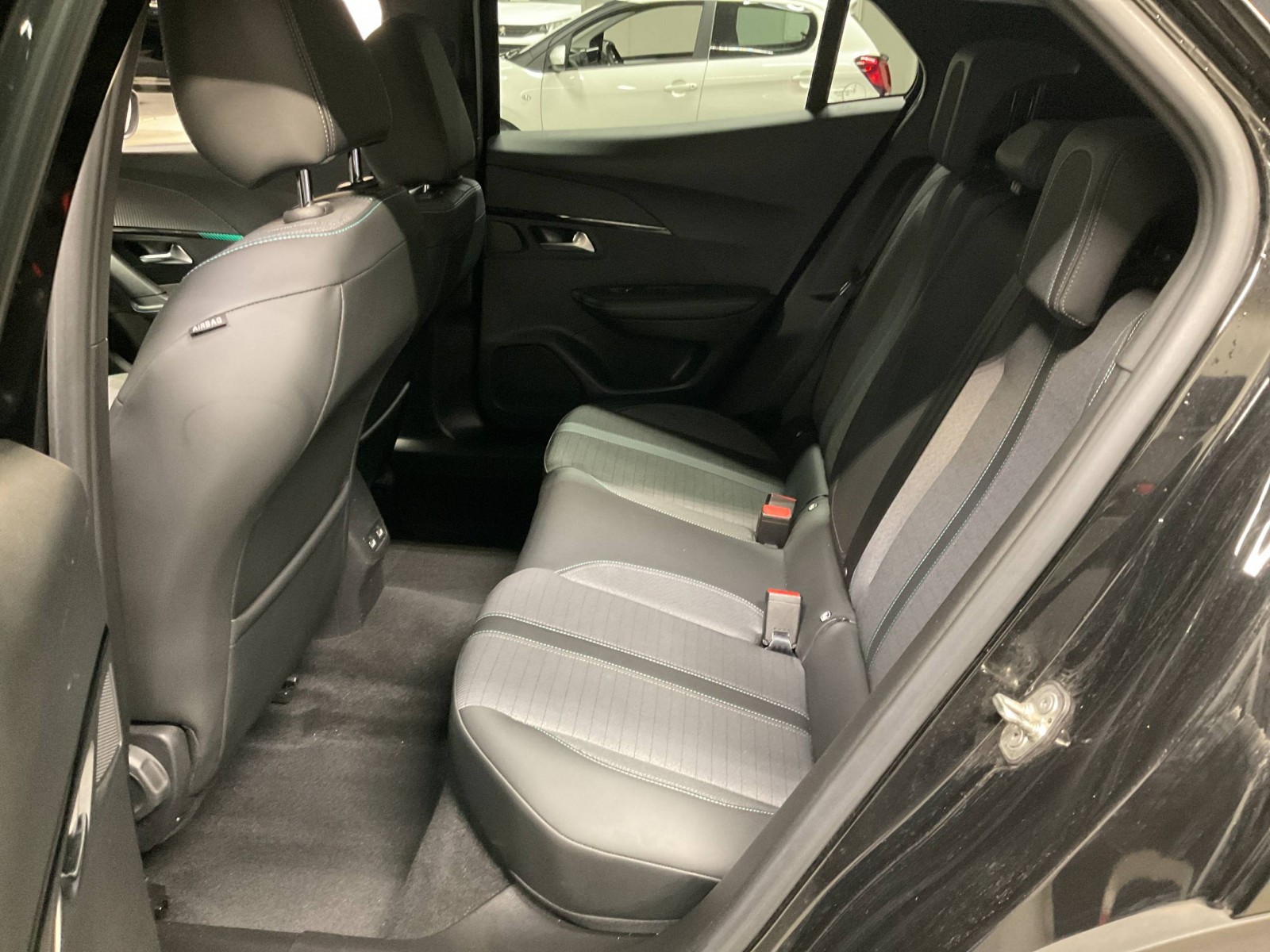 PEUGEOT - 2008 - #187409 - 8